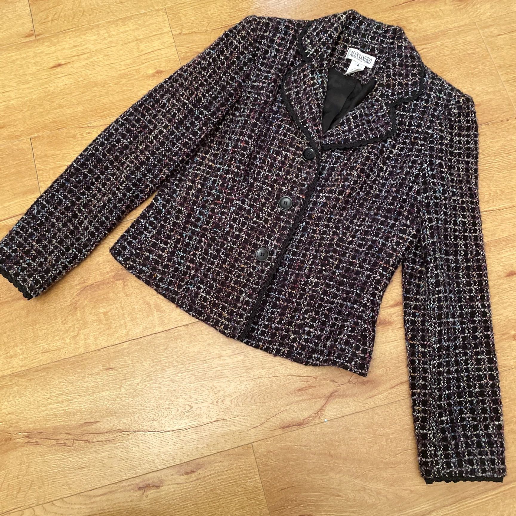 Vintage VINTAGE Alessandro Tweed Blazer Women 4 Button Lined Jacket Plaid Scalloped Edge Blazer Size S / US 4 / IT 40 - 3 Thumbnail