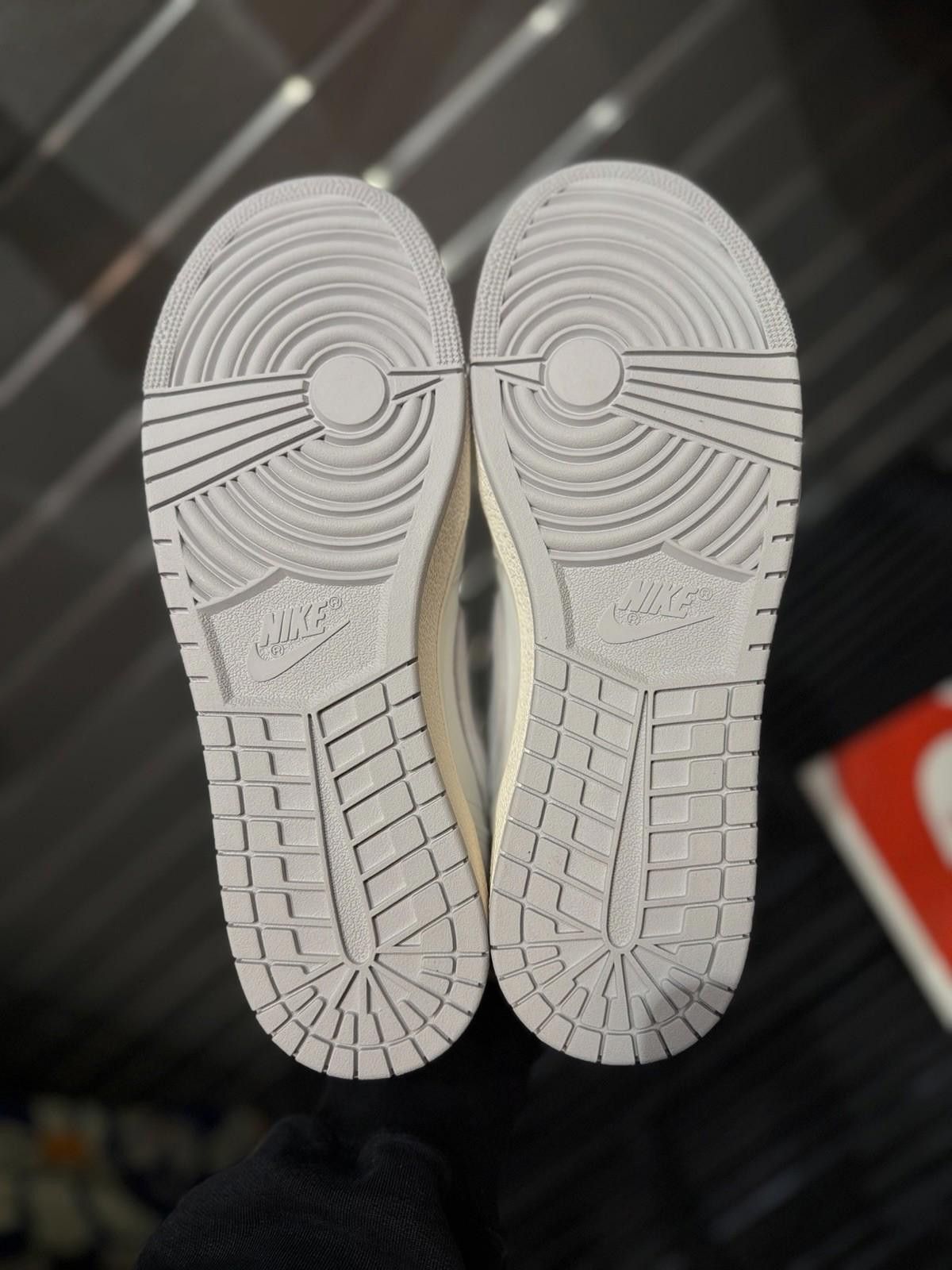 Jordan Brand Jordan 1 Low 85 Neutral Grey NEW Size 10.5 FB9933-100 Size US 10.5 / EU 43-44 - 10 Thumbnail