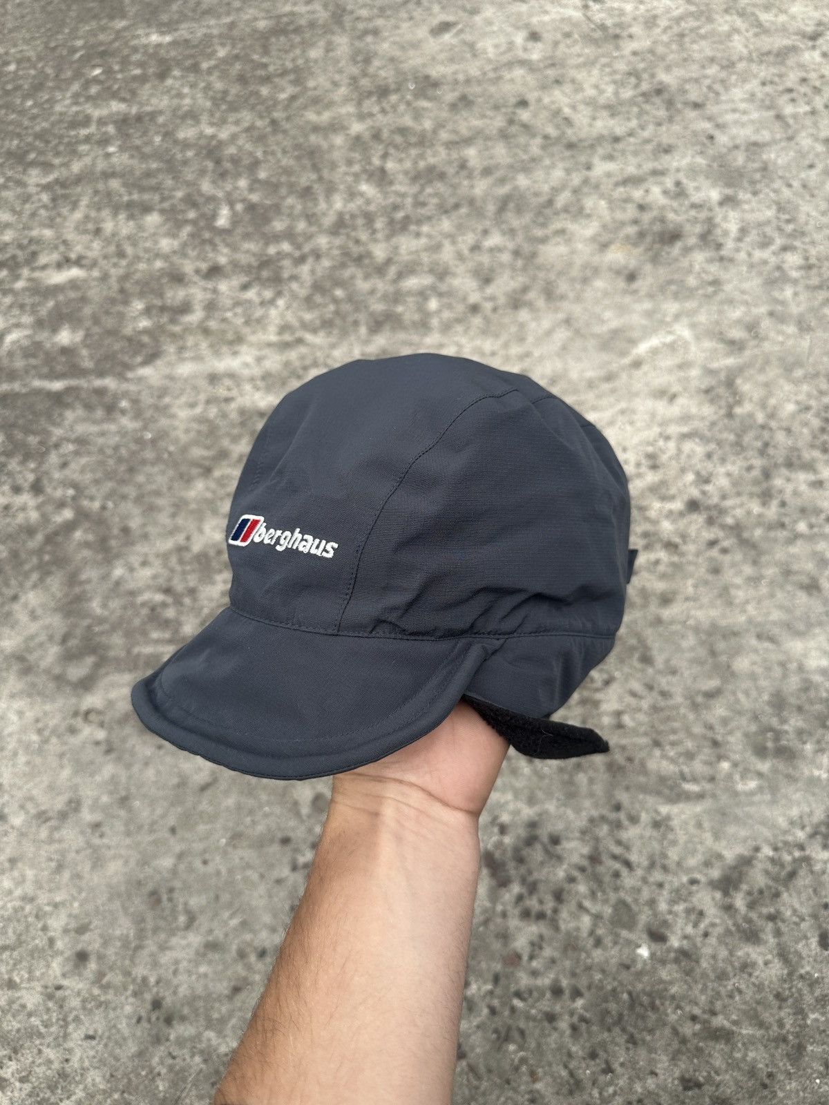 Berghaus Berghaus Gore-tex Hat Polartec Outdoor Rare Casual Size ONE SIZE - 1 Thumbnail