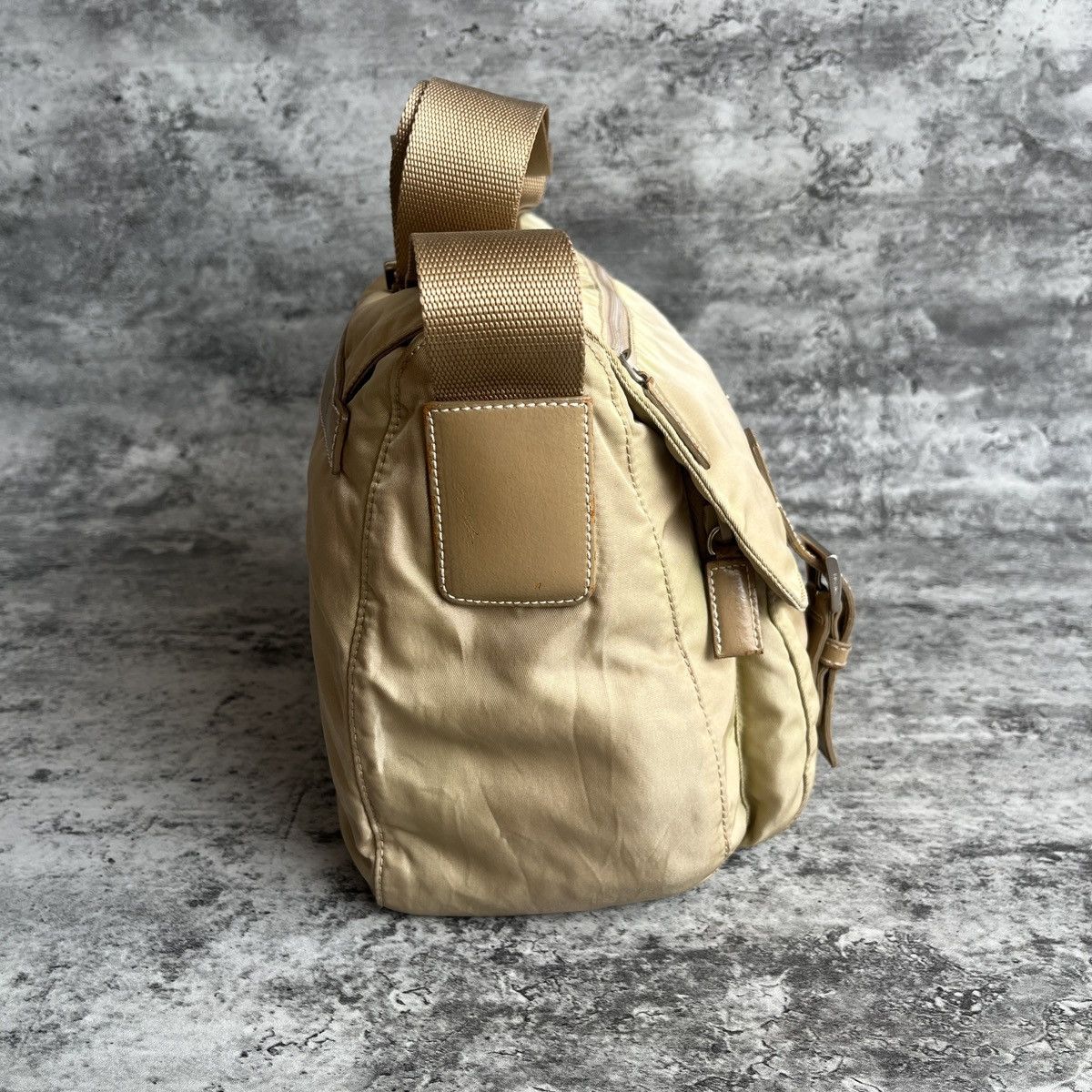 Prada Vintage Prada Nylon Beige Messenger Bag Size ONE SIZE - 16 Thumbnail