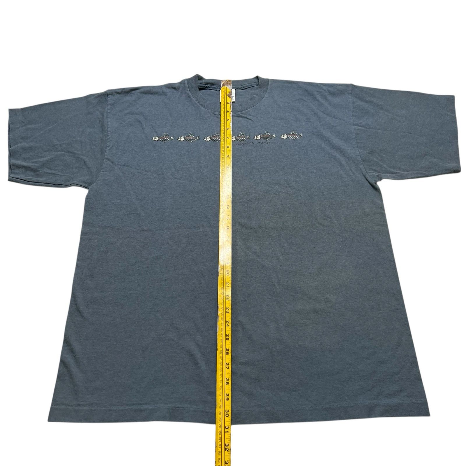 Vintage Vintage Oregon Coast Fish Skeleton T-Shirt in USA Size XL Size US XL / EU 56 / 4 - 5 Thumbnail