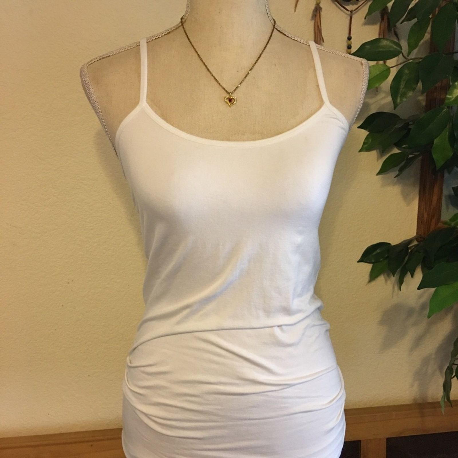 Vintage Vintage crystal heart gold tone box chain necklace Size ONE SIZE - 4 Thumbnail