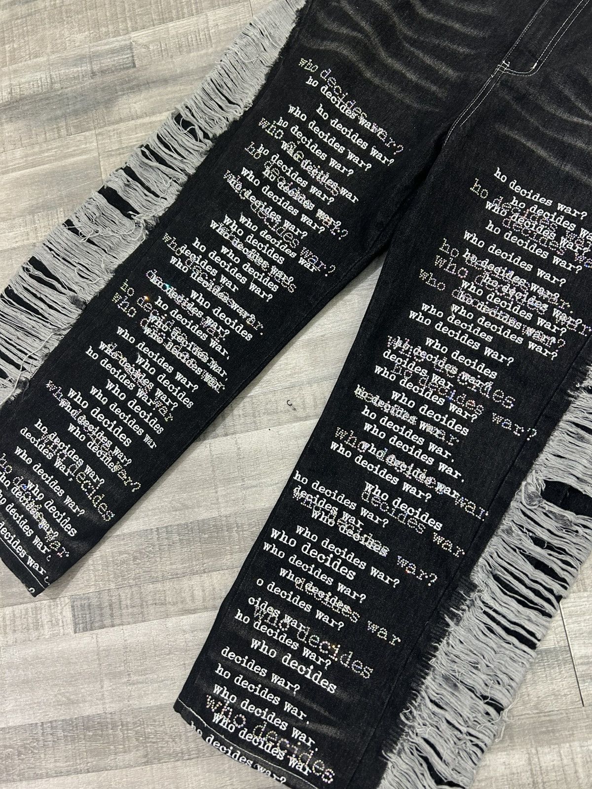Who Decides War Who Decides War Ultra Flare Scripture Jeans Size US 36 / EU 52 - 4 Thumbnail