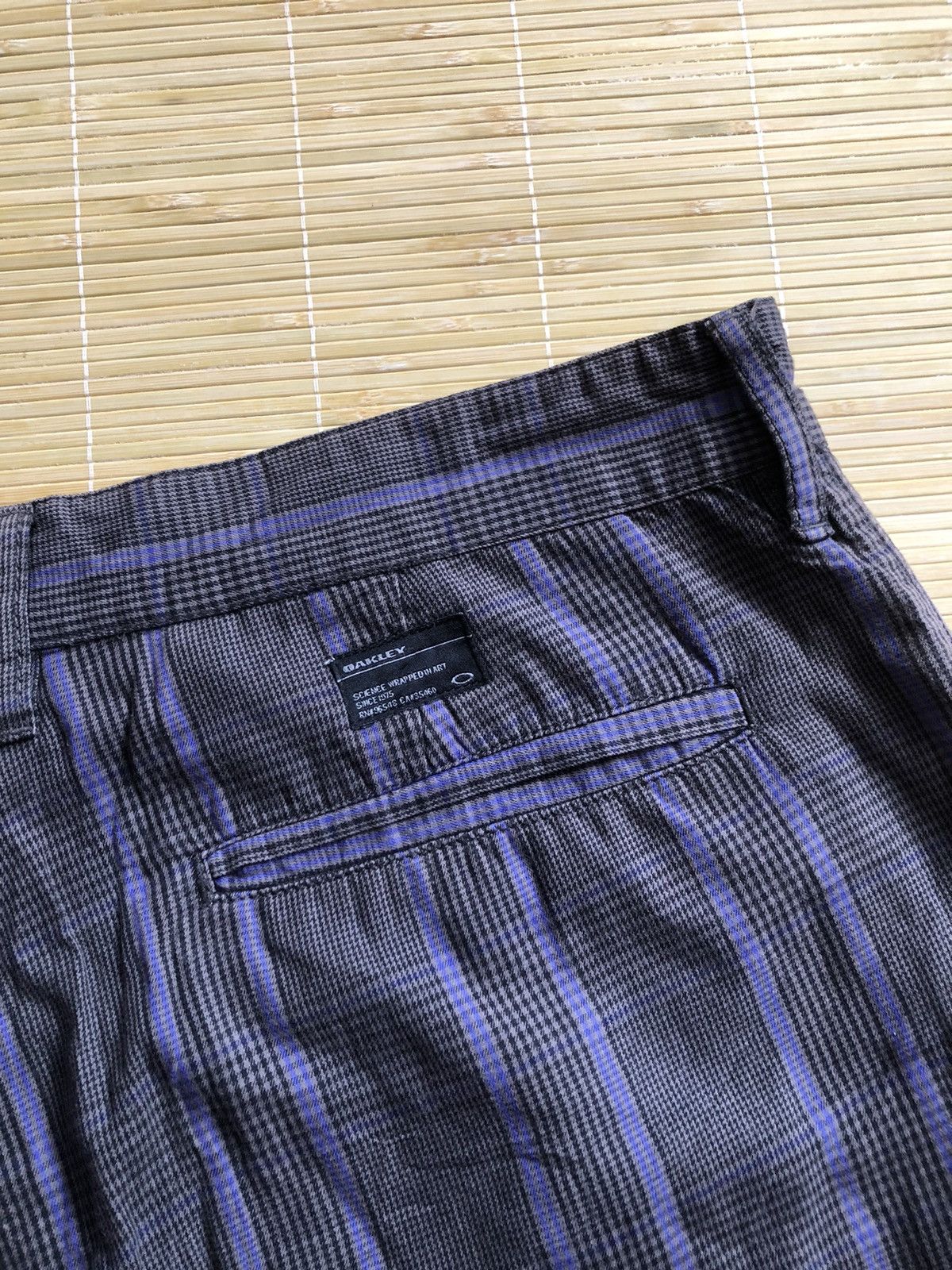 Oakley Oakley Short pants Size US 37 - 6 Thumbnail