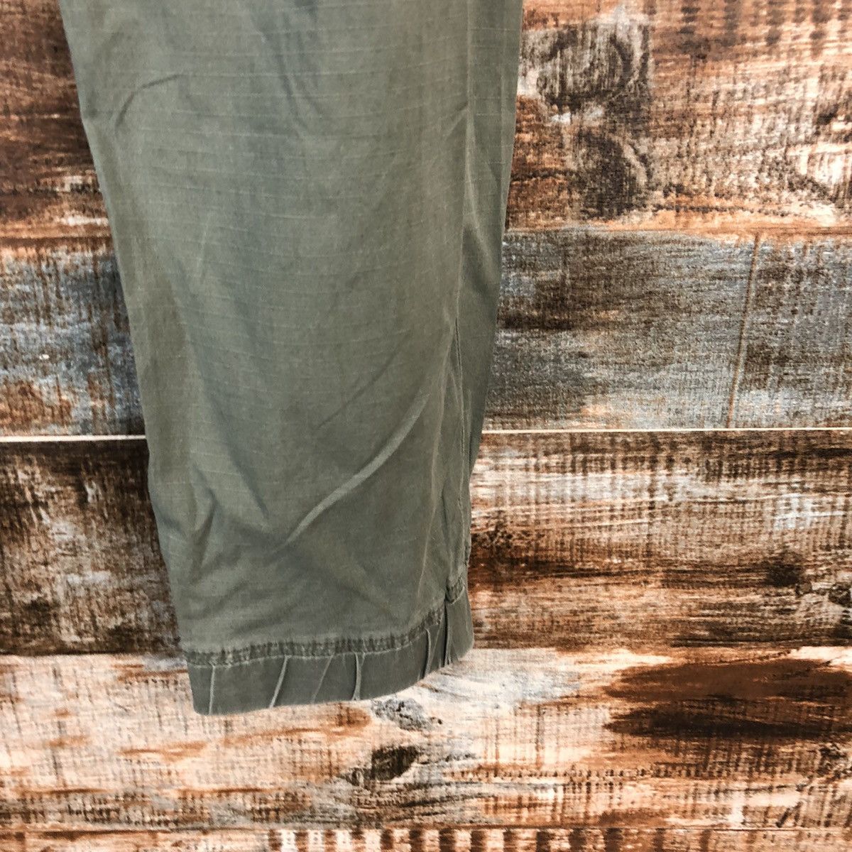 Uniqlo Uniqlo Green Cargo ripped Multipocket utility Pants #A2393 Size US 33 - 12 Thumbnail
