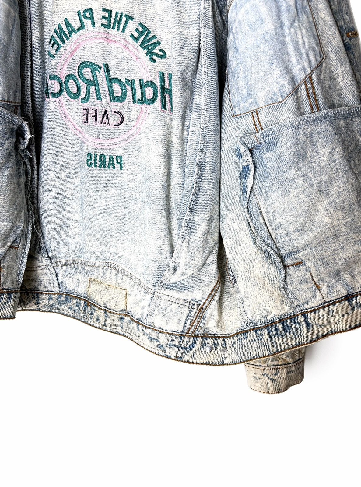 Hard Rock Cafe 90’s Hard Rock Cafe Paris “Save The Planet” Denim Jacket Size US L / EU 52-54 / 3 - 9 Thumbnail