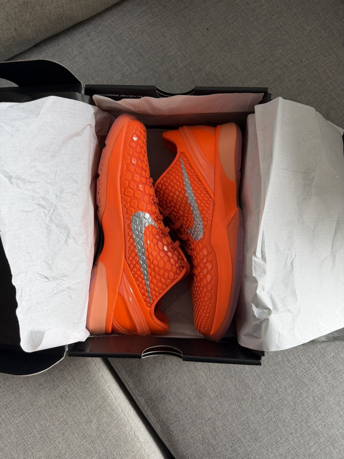 Nike Kobe VI GS Total orange Size US 7 / EU 40 - 9 Thumbnail