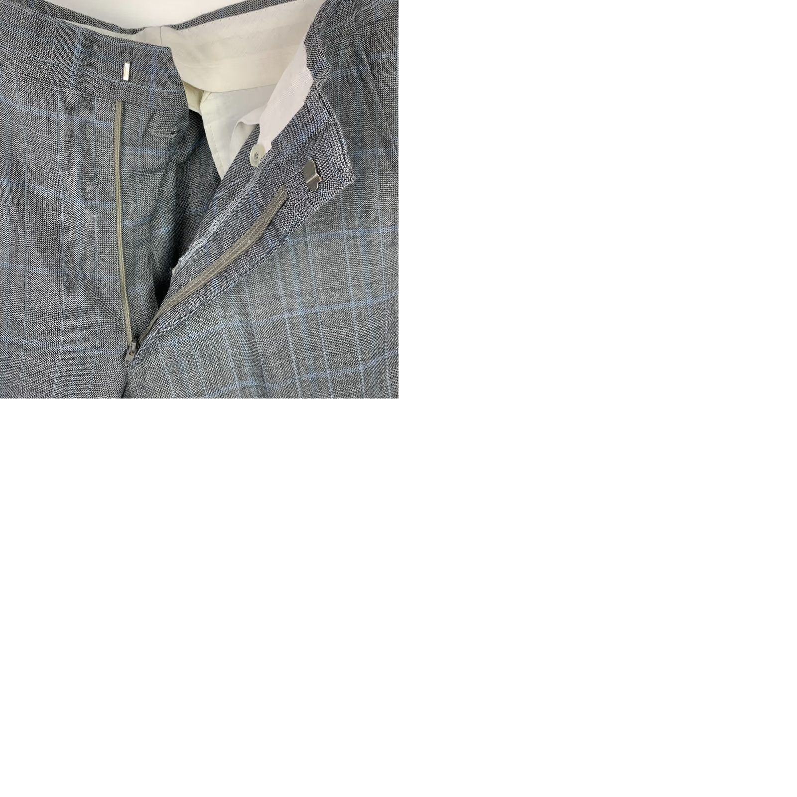 George VINTAGE Allyn St George Plaid Bespoke Blue Gray 3 Three Piece Suit 40 x 34.5 Mens Pants Jacket Vest Chest 20" Waist 19" Inseam 34.5" Gray 1980s Size 40R - 10 Thumbnail