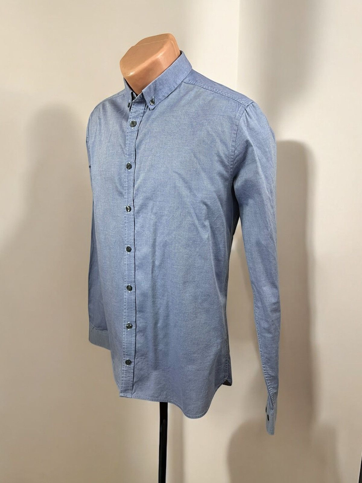 Tiger of Sweden Tiger of Sweden Denzel 4 shirt size M / 42 Size US M / EU 48-50 / 2 - 4 Thumbnail