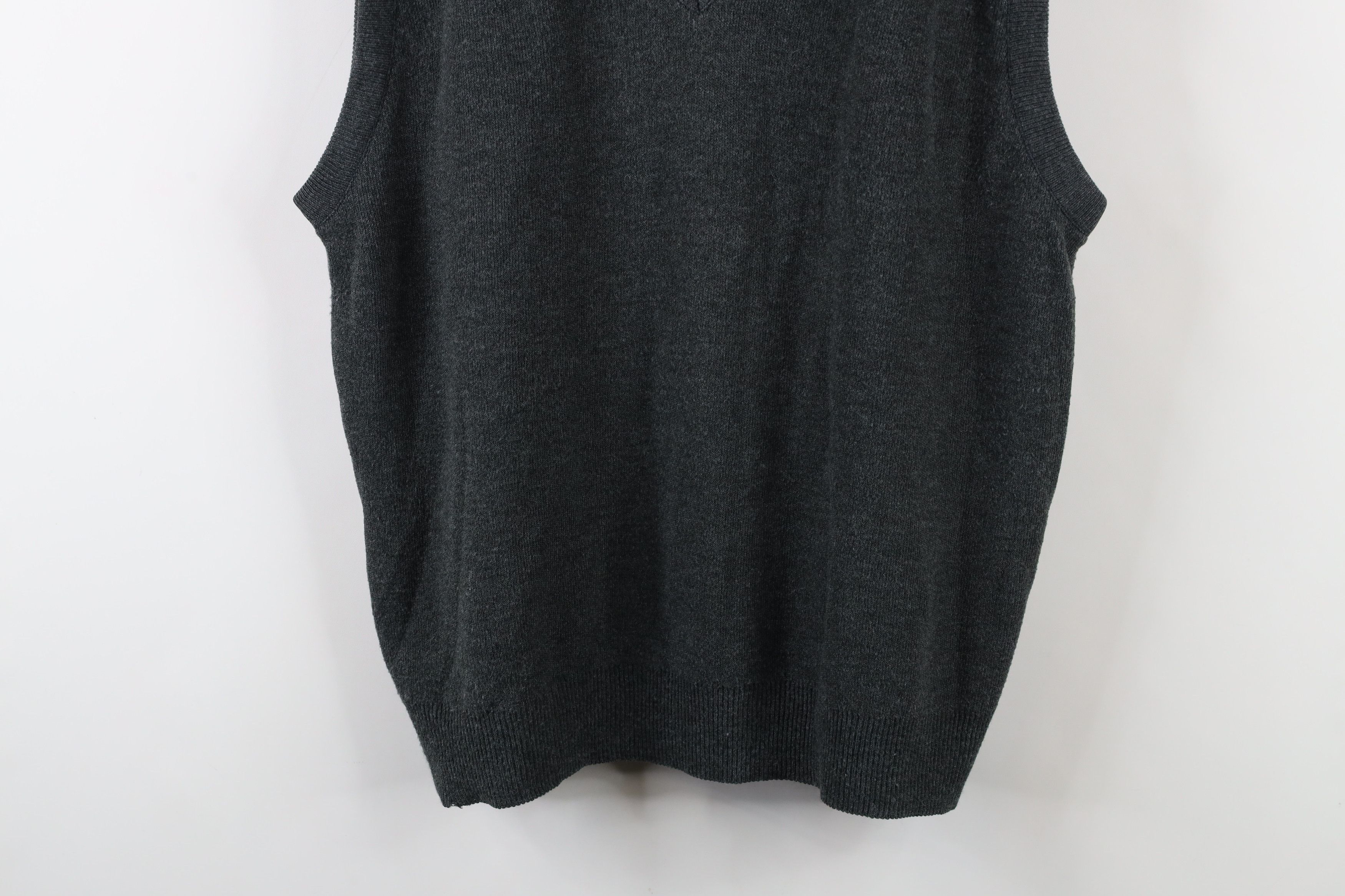 Vintage Vintage 90s Streetwear V-Neck Sweater Vest Dark Gray USA Size US XL / EU 56 / 4 - 3 Thumbnail