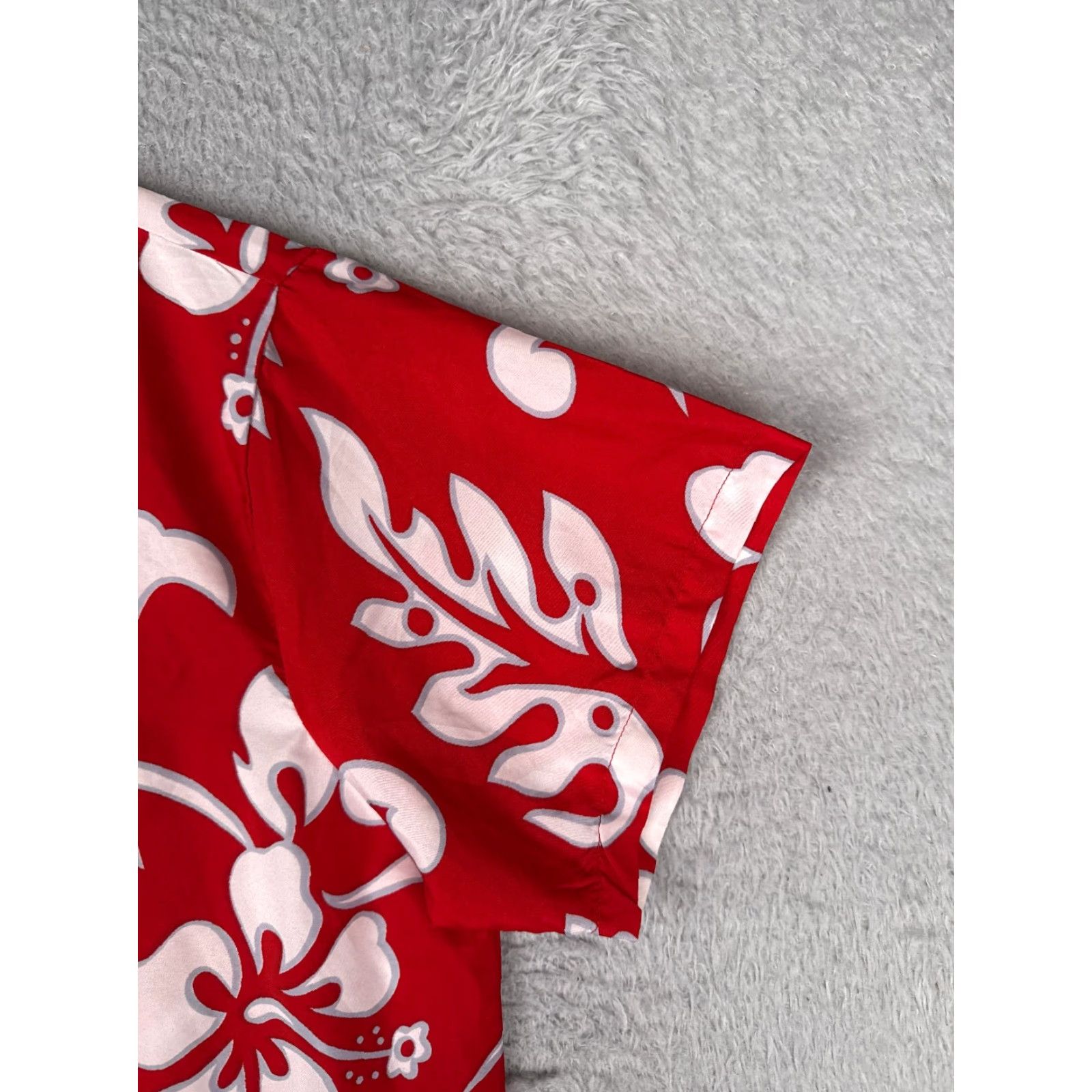 Vintage King Kameha Shirt Men Large Red Floral Palm Tree Hawaiian Button Up Polyester Shirt Size US L / EU 52-54 / 3 - 2 Thumbnail