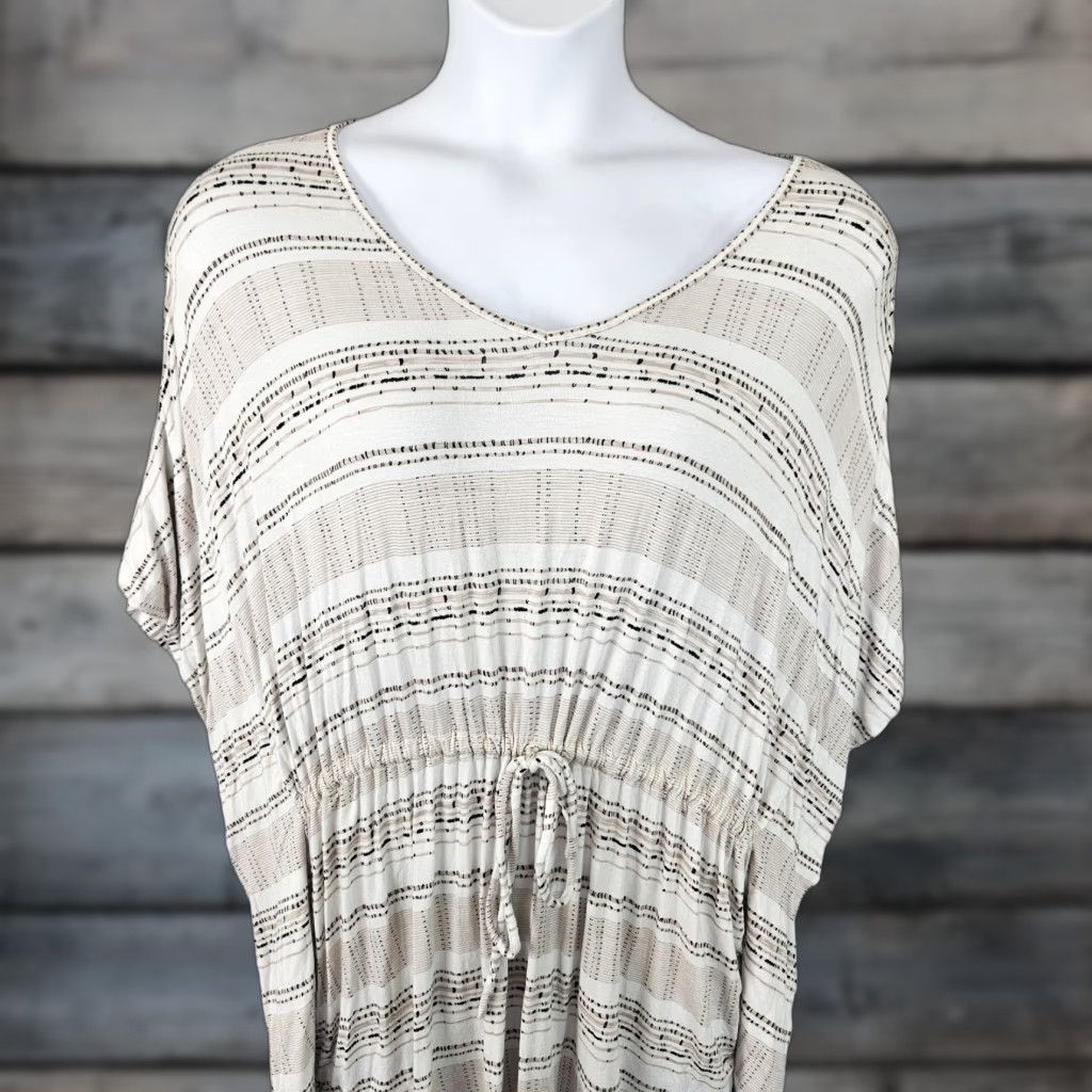 Vintage Catherines Womens Top 0X Blouse Shirt Striped Rayon Blend White Tan Size 0X Womens High-Quality Used Condition Size XL / US 12-14 / IT 48-50 - 1 Thumbnail
