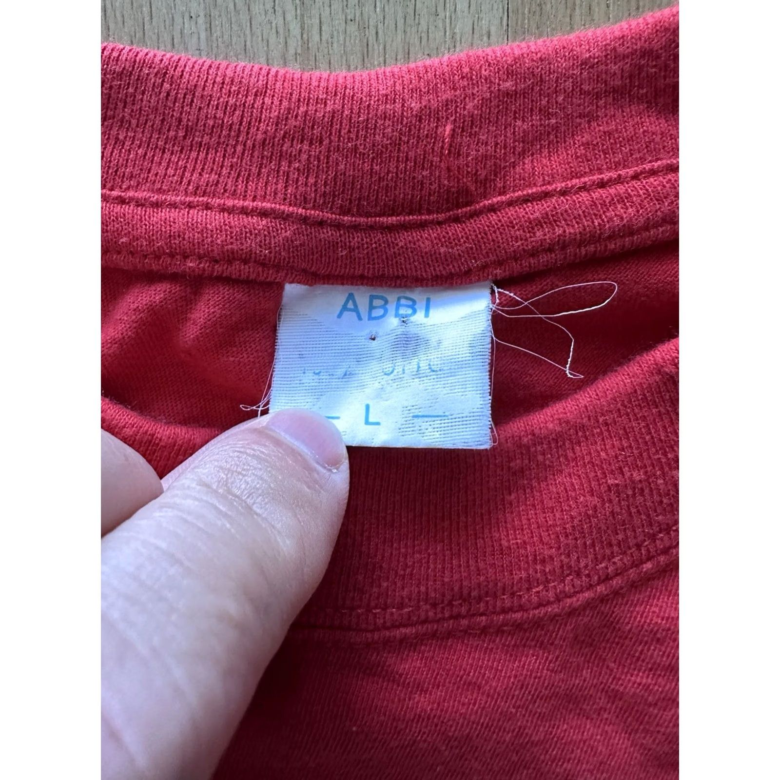 Vintage VINTAGE Portugal Soccer Rui Costa #10 Logo T-Shirt Large Red 90s Signed Graphic Unbranded Mens Womens Boys Girls Shirt Size US L / EU 52-54 / 3 - 5 Thumbnail