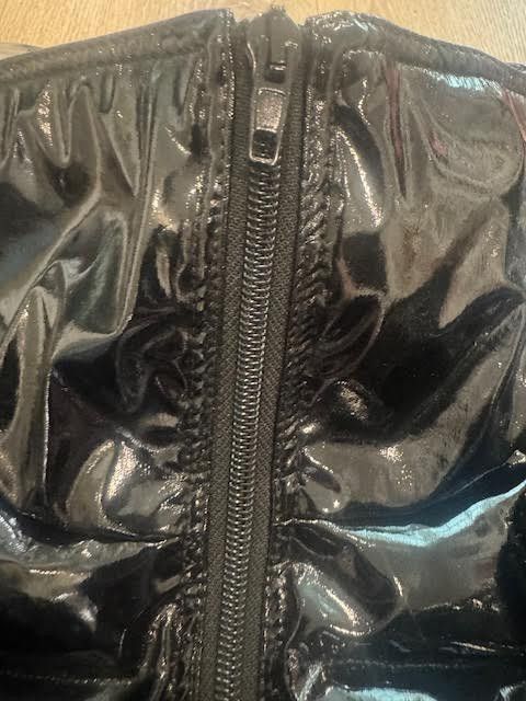 Vetements Vetements AW17 black "Miss Webcam " Puffer Size US M / EU 48-50 / 2 - 23 Thumbnail