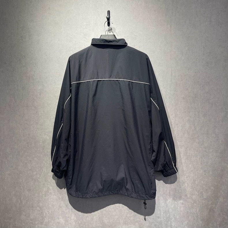 Balenciaga Balenciaga Embroidered buckle logo windbreaker Size US M / EU 48-50 / 2 - 2 Thumbnail