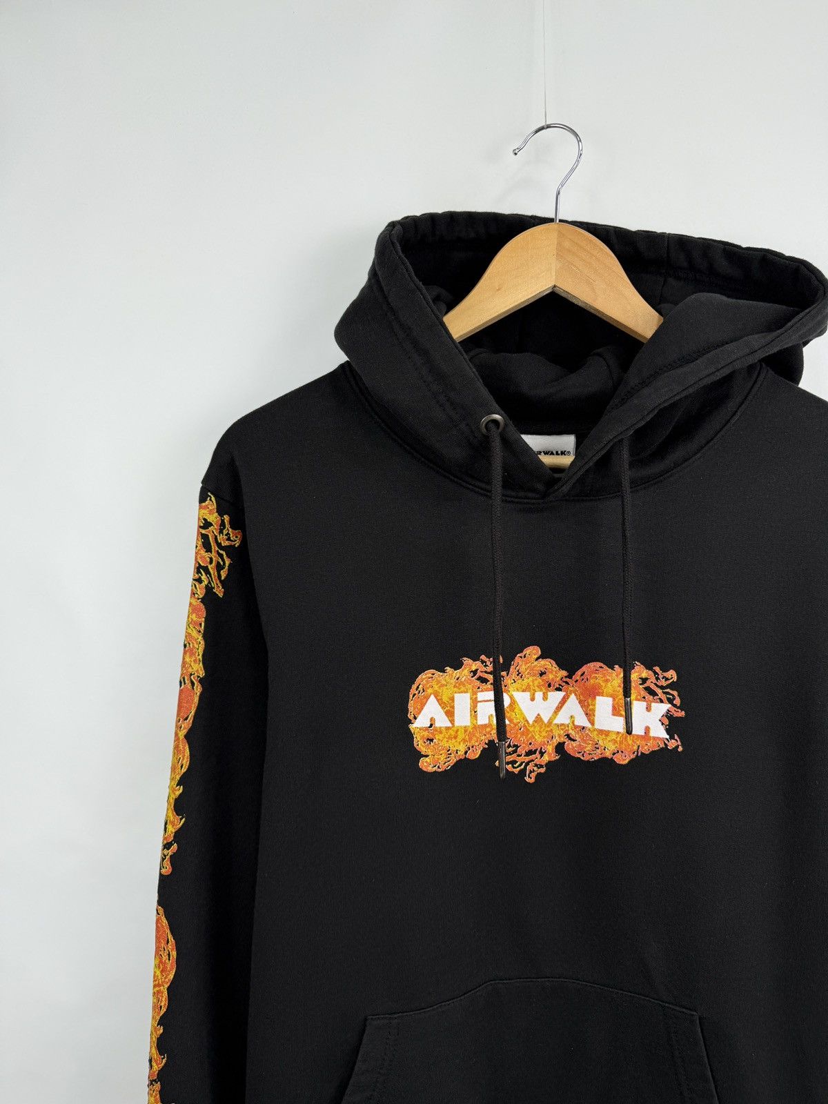 Airwalk 🇺🇸🔥 Vintage Y2K Airwalk Fire Skateboard Hoodie Rare Hype Size US M / EU 48-50 / 2 - 2 Thumbnail