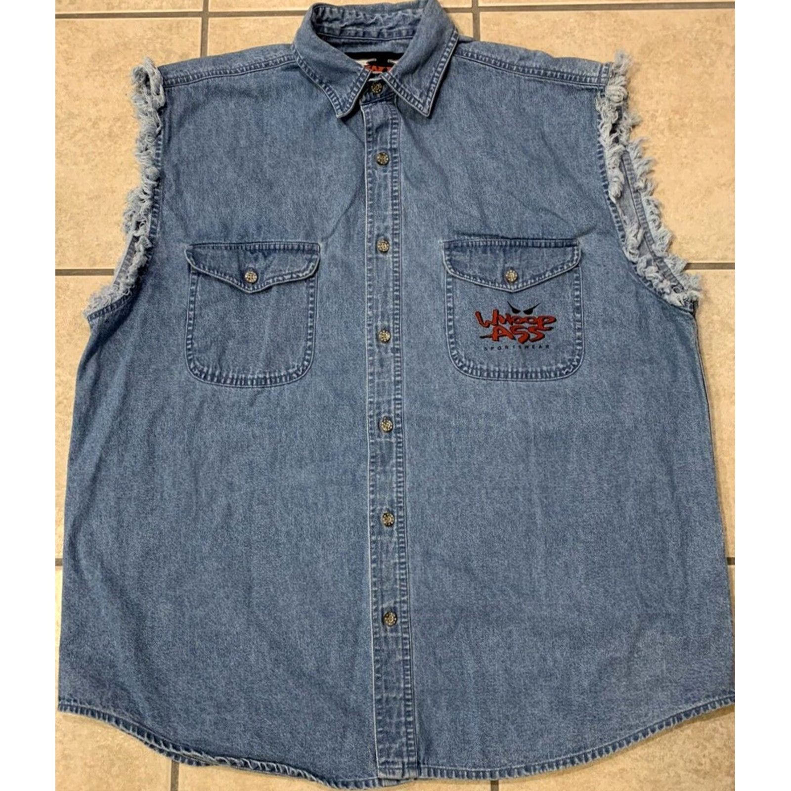 Vintage VINTAGE Twin Motorcycle Apparel Mens XL Buttoned Denim Chambray Shirt Vest Blue Size US XL / EU 56 / 4 - 2 Thumbnail