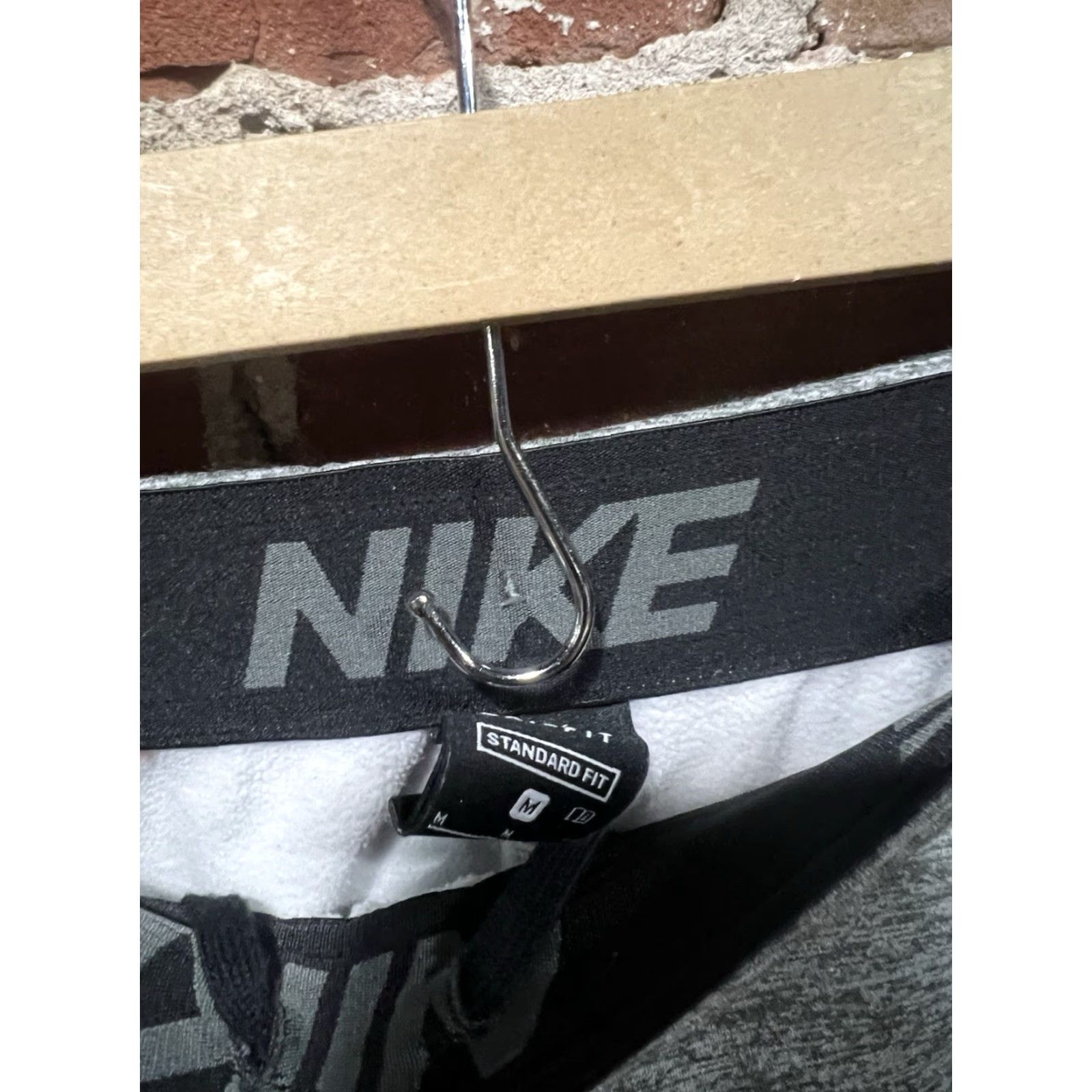 Nike Nike Mens Gray Jogger Sweatpants M Dri-fit Regular Pants Activewear Men's Gray Sweatpants Nike M Size Medium Comfort Fit Size US 31 - 3 Thumbnail