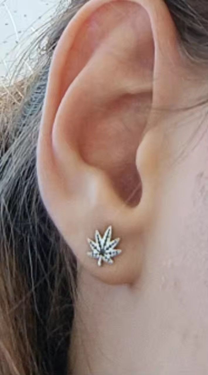 West Coast Choppers Maple Leaf Stud Earring (pair) Size ONE SIZE - 4 Thumbnail