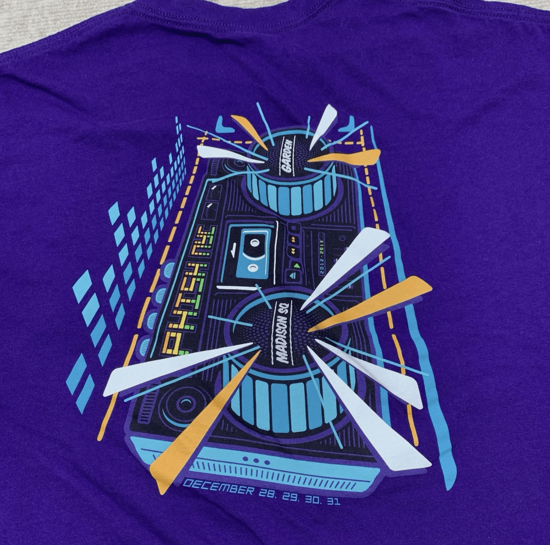 Gildan Phish T Shirt NYE Madison Square Garden Cassette XL Size US XL / EU 56 / 4 - 7 Thumbnail