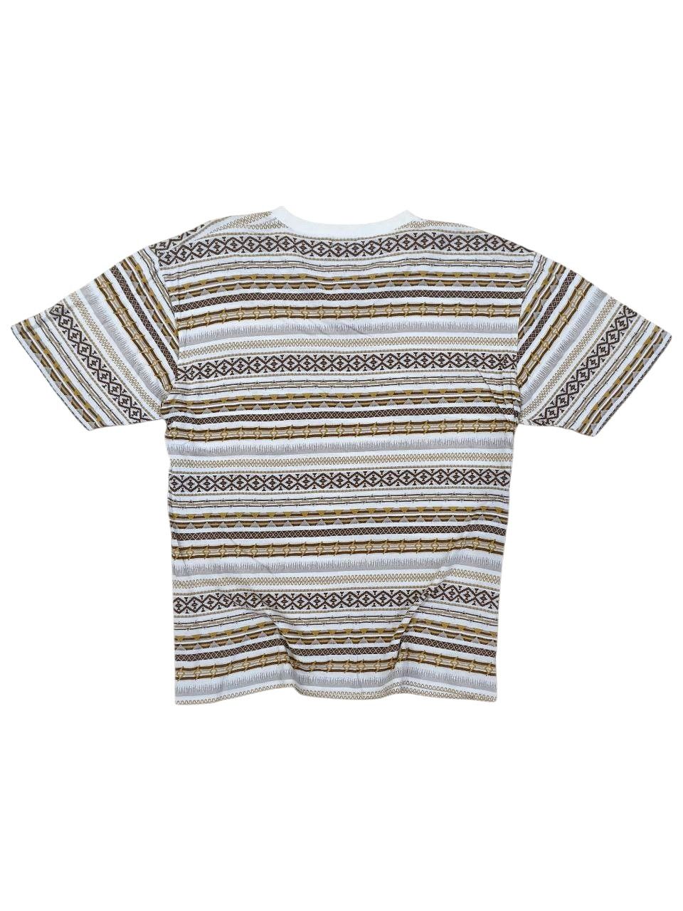 Japanese Brand Rare Vintage Jacquard Native Allover Surf Style Tee Size US L / EU 52-54 / 3 - 2 Thumbnail