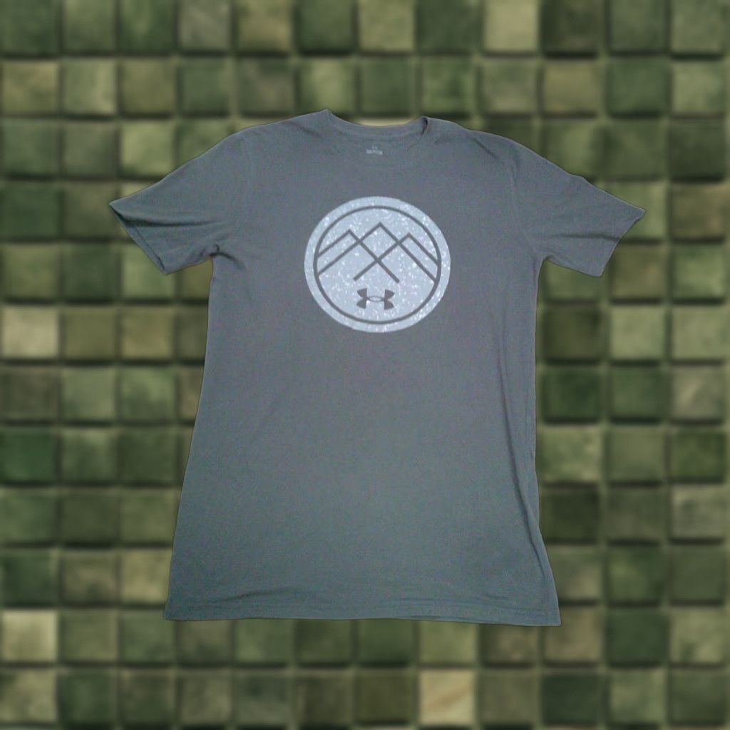 Under Armour Under Armour Outdoor T Shirt Mens Small Gray Hiking Outdoor T-Shirt HeatGear Regular Short Sleeve Mens Casual Activewear Size US S / EU 44-46 / 1 - 1 Thumbnail