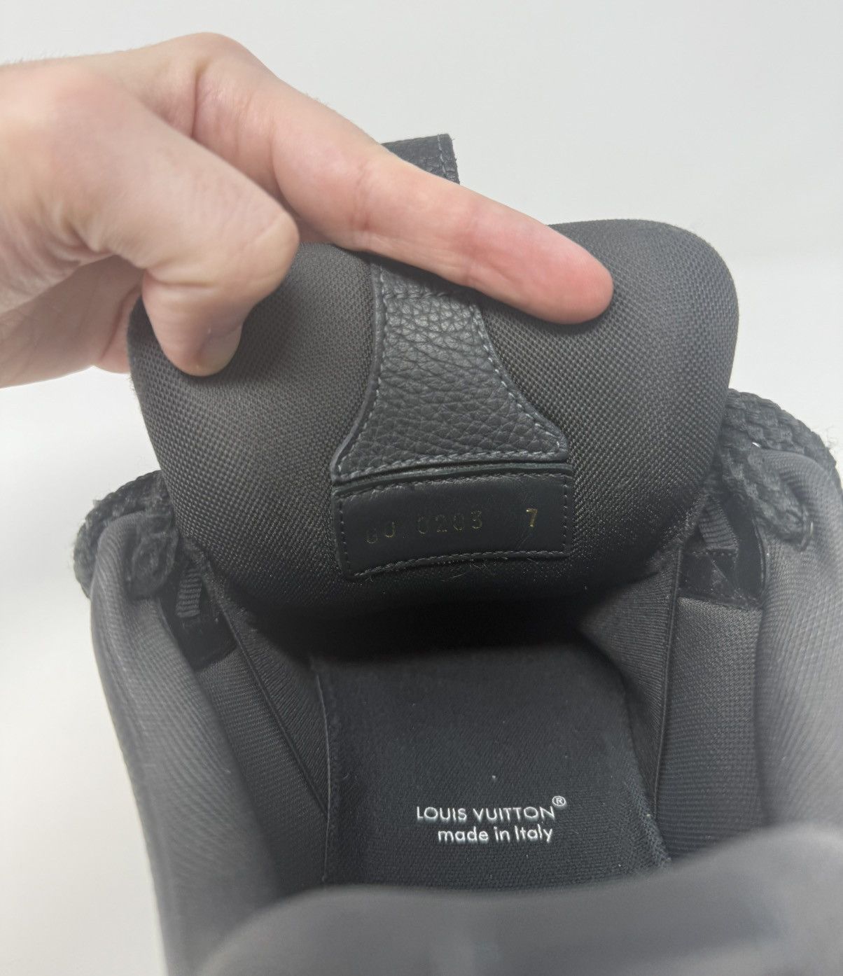 Louis Vuitton Louis Vuitton Skate Sneaker Black Size US 9 / EU 42 - 7 Thumbnail