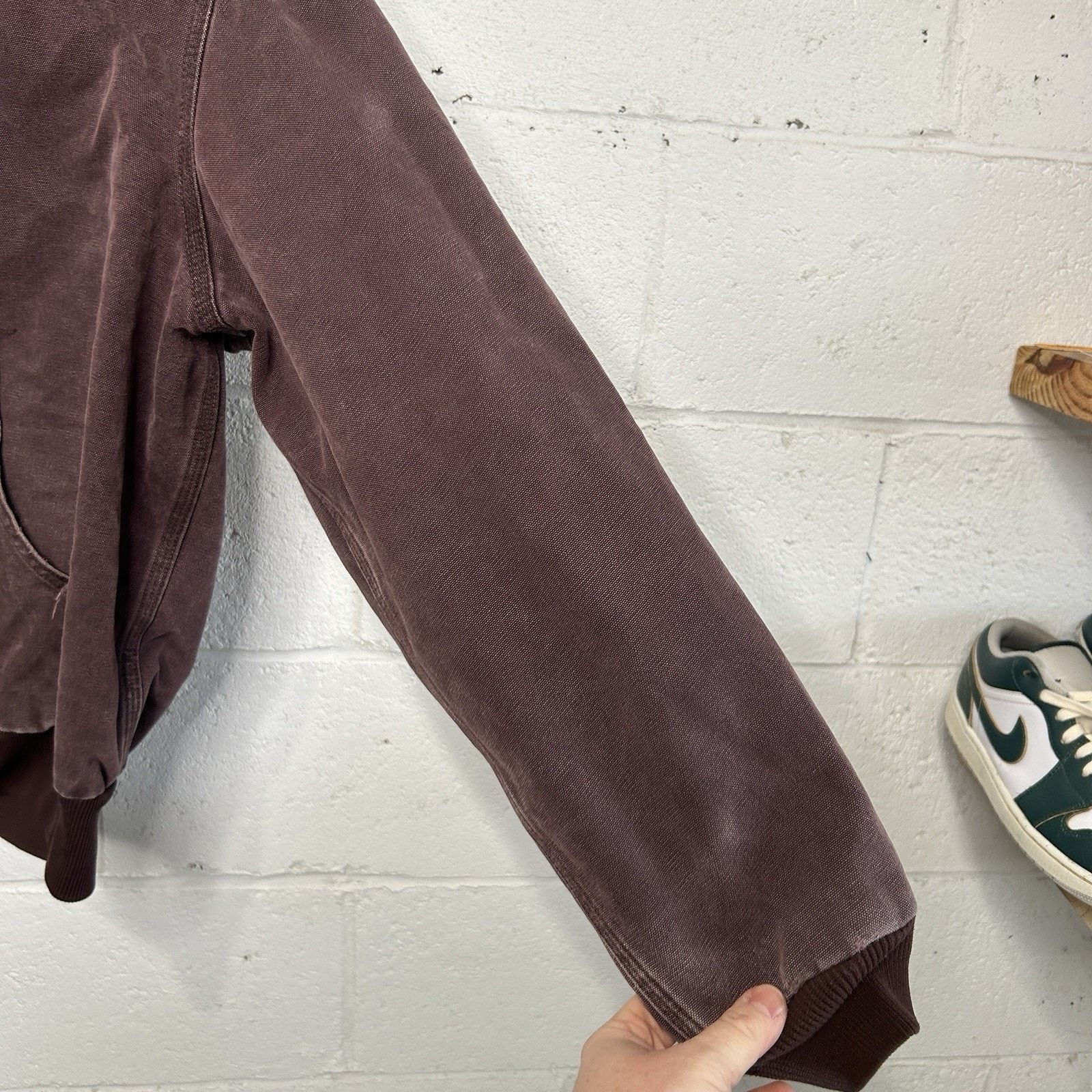 Carhartt Vintage Carhartt Quilted Hooded Jacket “Burgundy/Wine” J06 Size US XL / EU 56 / 4 - 8 Thumbnail