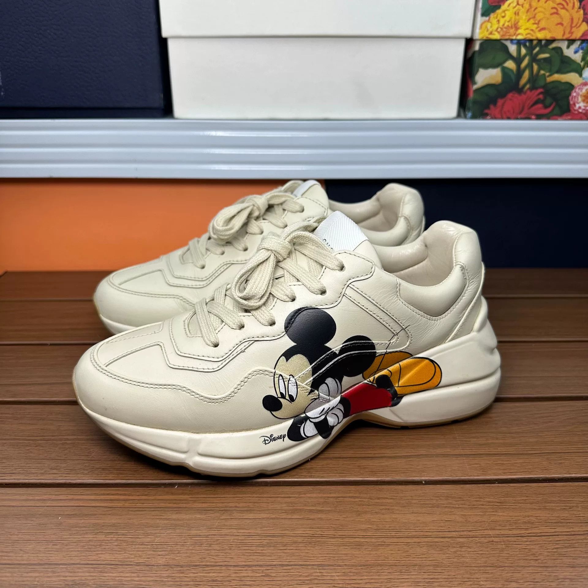 Gucci Gucci Printed Beige Lowtop Sneakers it_36 Women Size US 6 / IT 36 - 1 Thumbnail