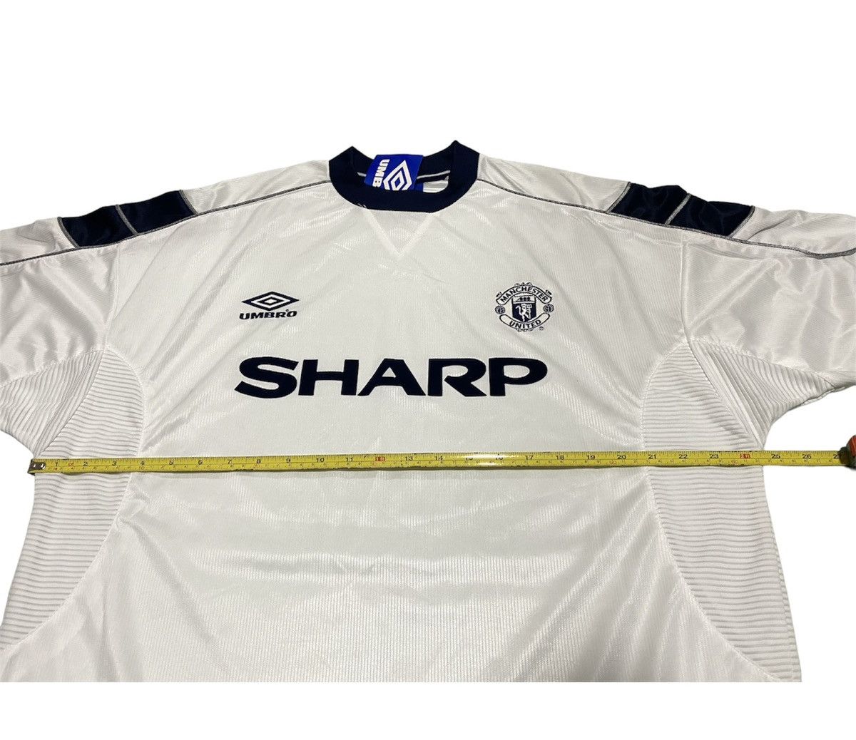 Umbro Manchester United 1999 Away sponsored by sharp⚽️(Deadstock💎) Size US XL / EU 56 / 4 - 6 Thumbnail