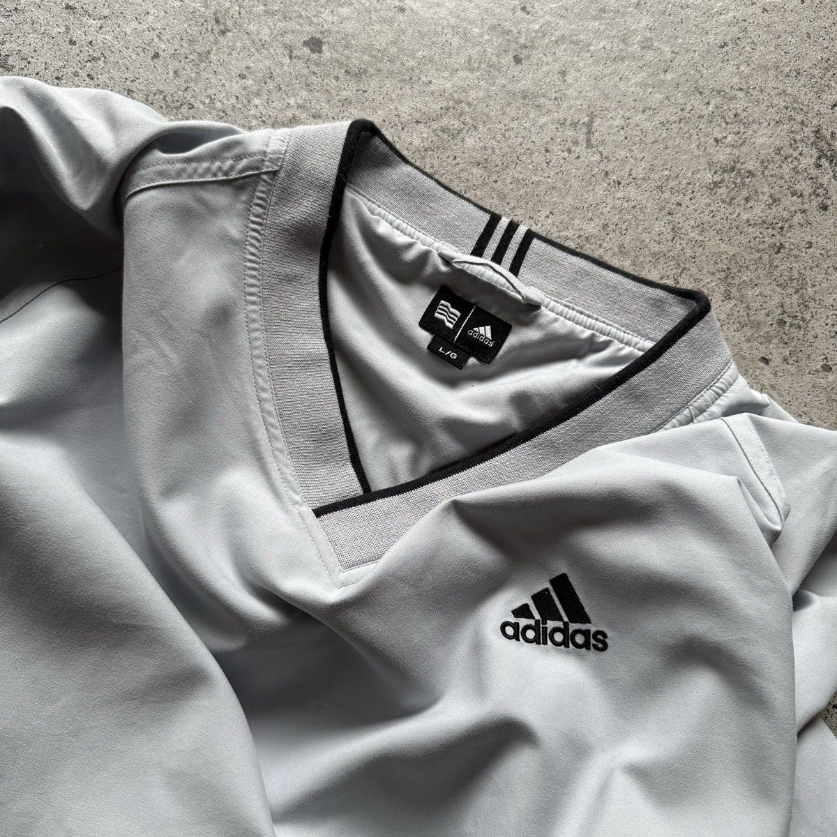 Adidas Vintage Mens Grey V-neck Jacket Zip-Off Sleeves