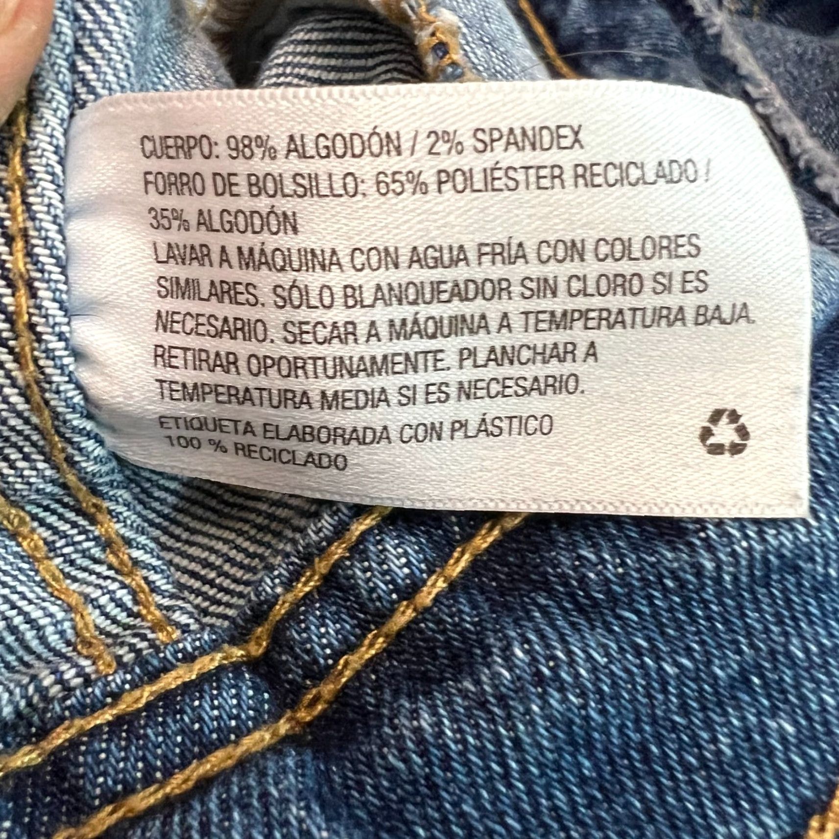 Vintage Universal Thread Freeborn Distressed Denim Jacket Teens XL Blue Casual Biker Mens Size 40" / US 18 - 6 Thumbnail