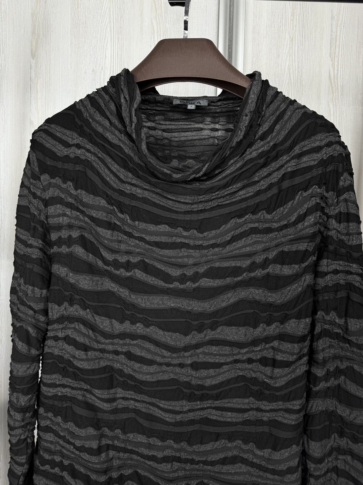 OSKA OSKA Womens Pullover Pleated Avant Garde Sweater Size 3 Size L / US 10 / IT 46 - 3 Thumbnail