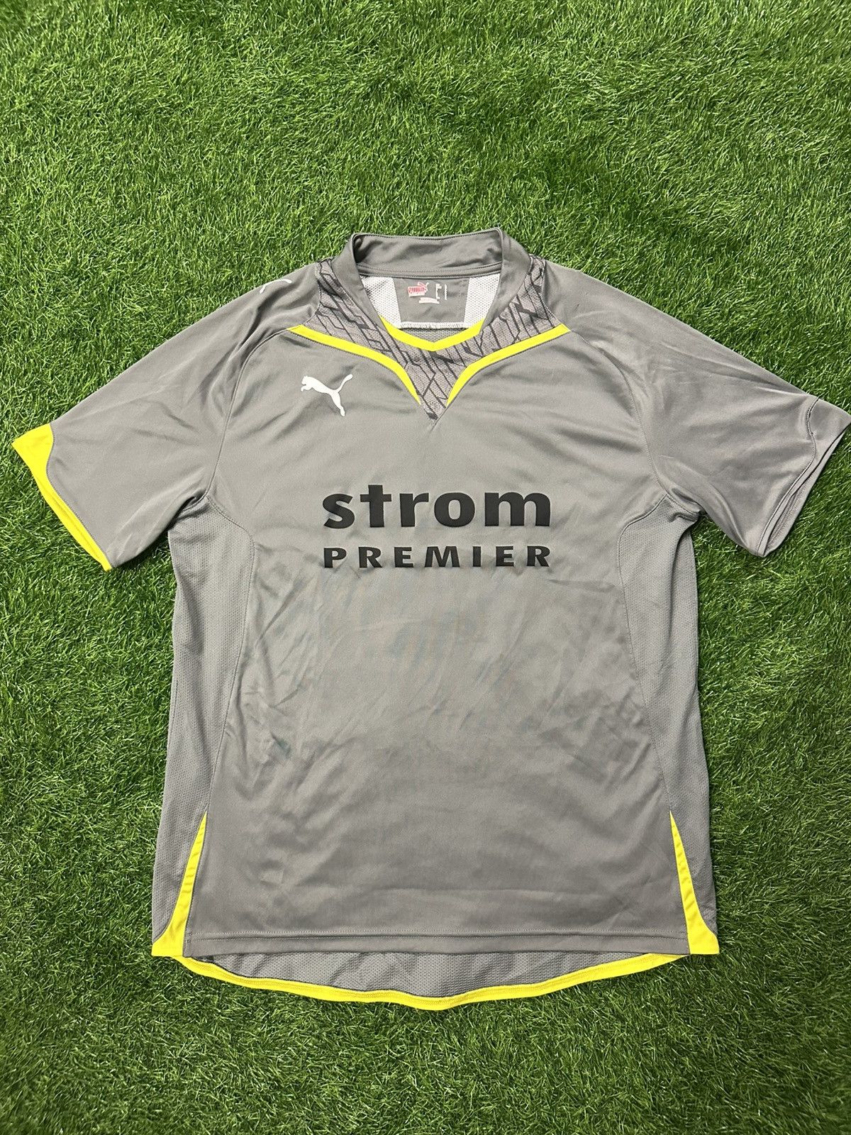 Puma Strom Premier Soccer football Jersey Size Large Size US L / EU 52-54 / 3 - 1 Thumbnail