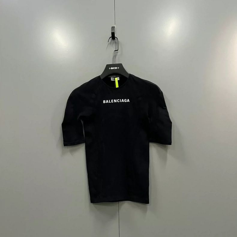 Balenciaga Balenciaga size 34 Black Logo Printed Short Sleeve Size S / US 4 / IT 40 - 1 Thumbnail