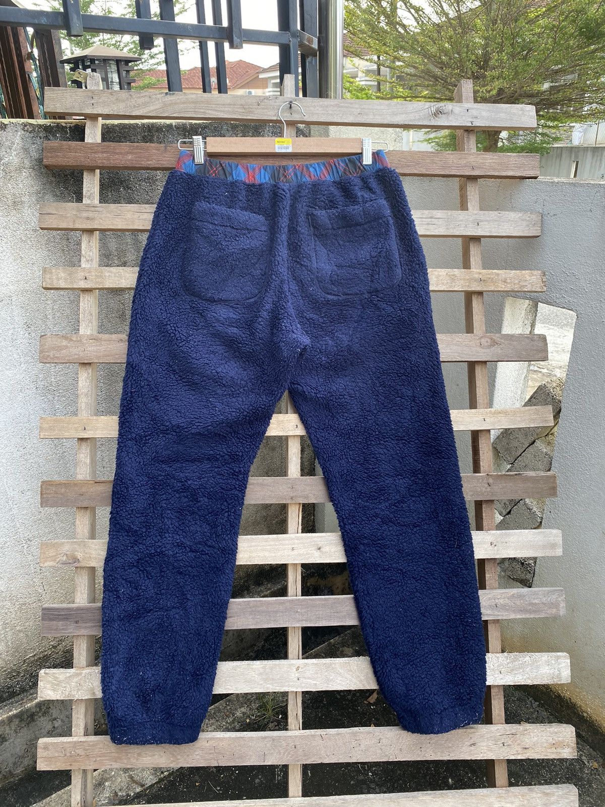 JW Anderson × Uniqlo 🔥 Very Rare 🔥 Uniqlo x J.W Anderson Sherpa Pants Size US 31 - 2 Thumbnail