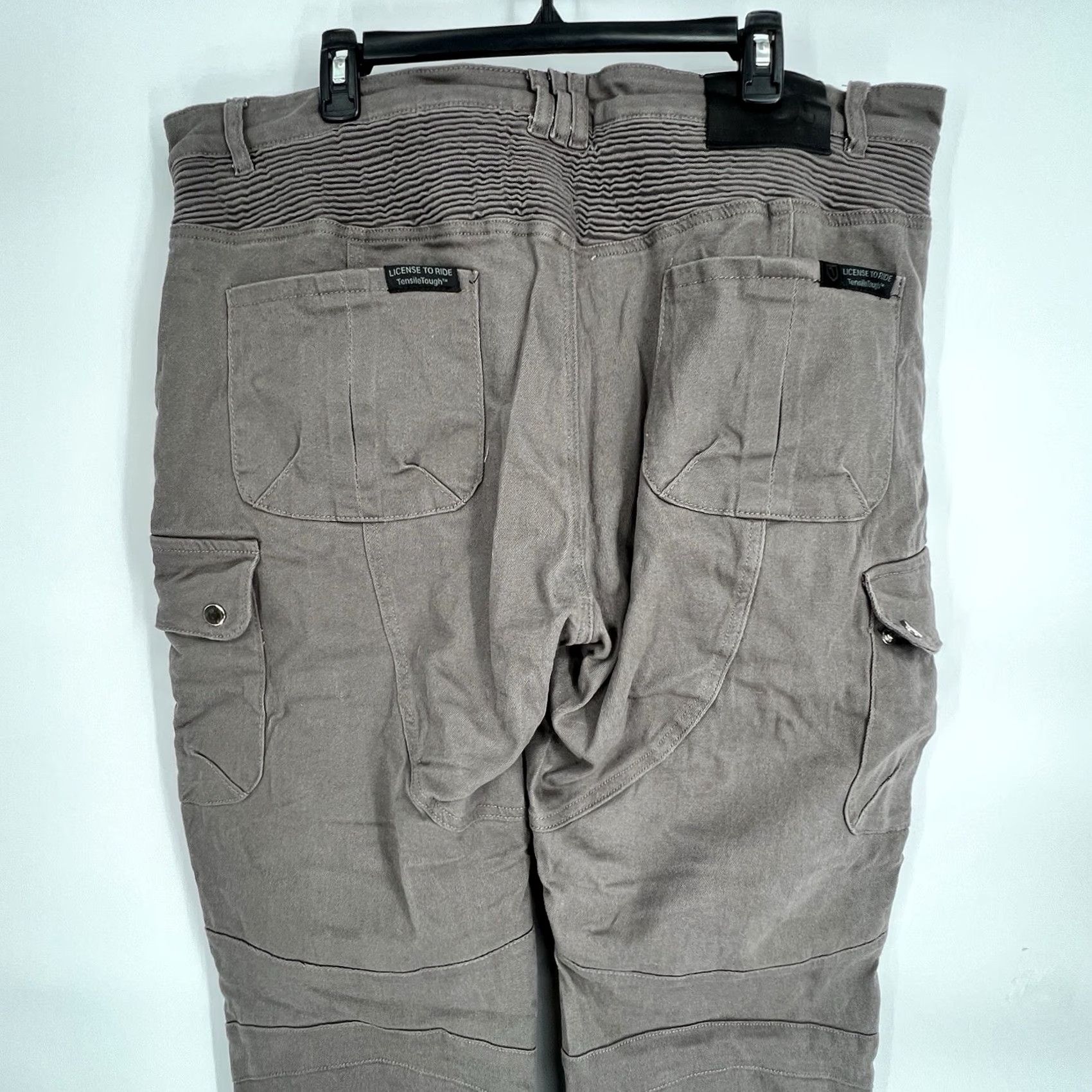 Vintage NBT Clothing Men Pants Gray Cargo Twill 40x32 Motorcycle Moto Safety Casual Slim Fit Zip Front Pockets Womens? Size US 40 / EU 56 - 7 Thumbnail