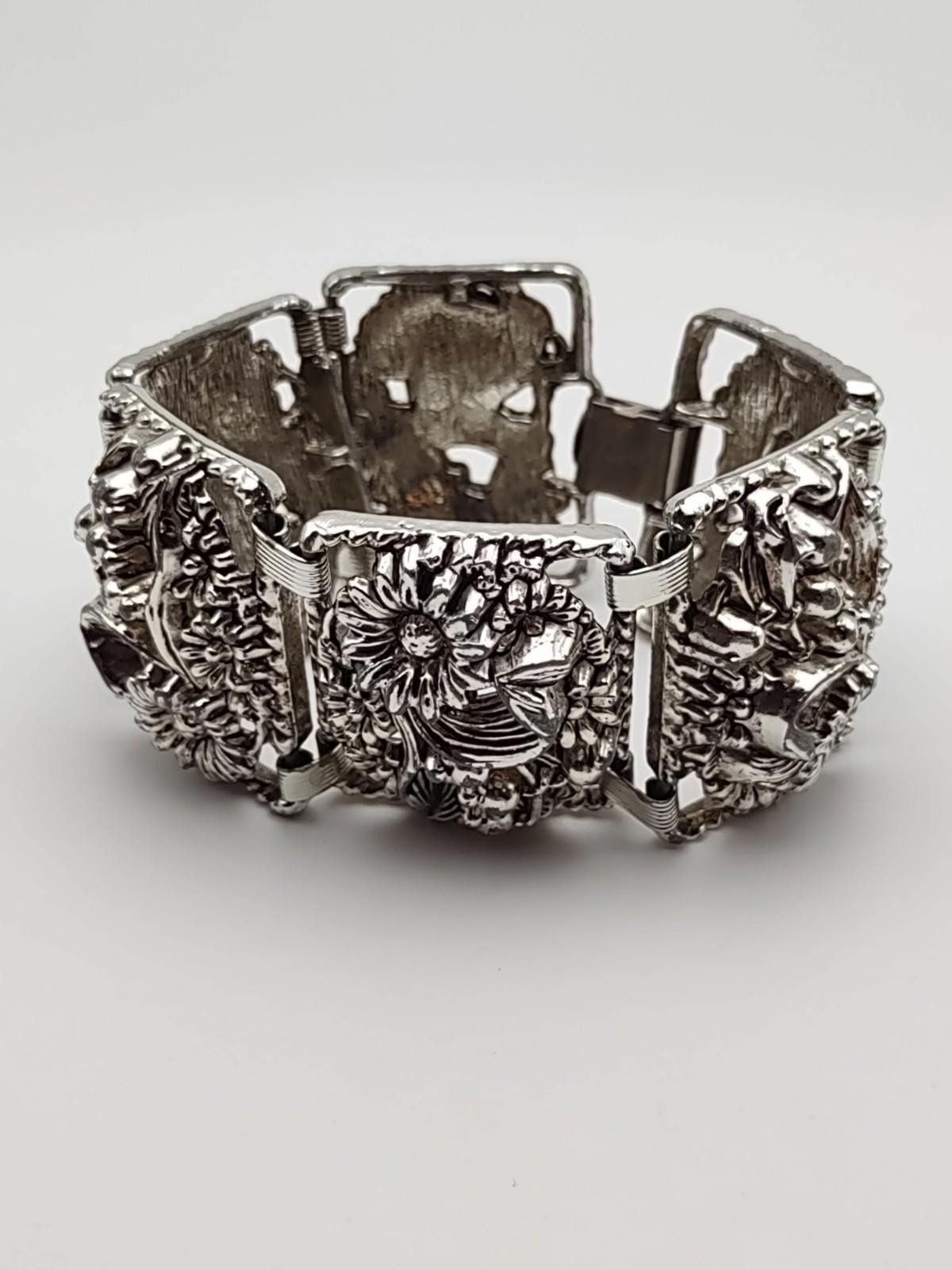 Other 1963 Sarah Coventry Antique Garden Bracelet Size ONE SIZE - 1 Thumbnail