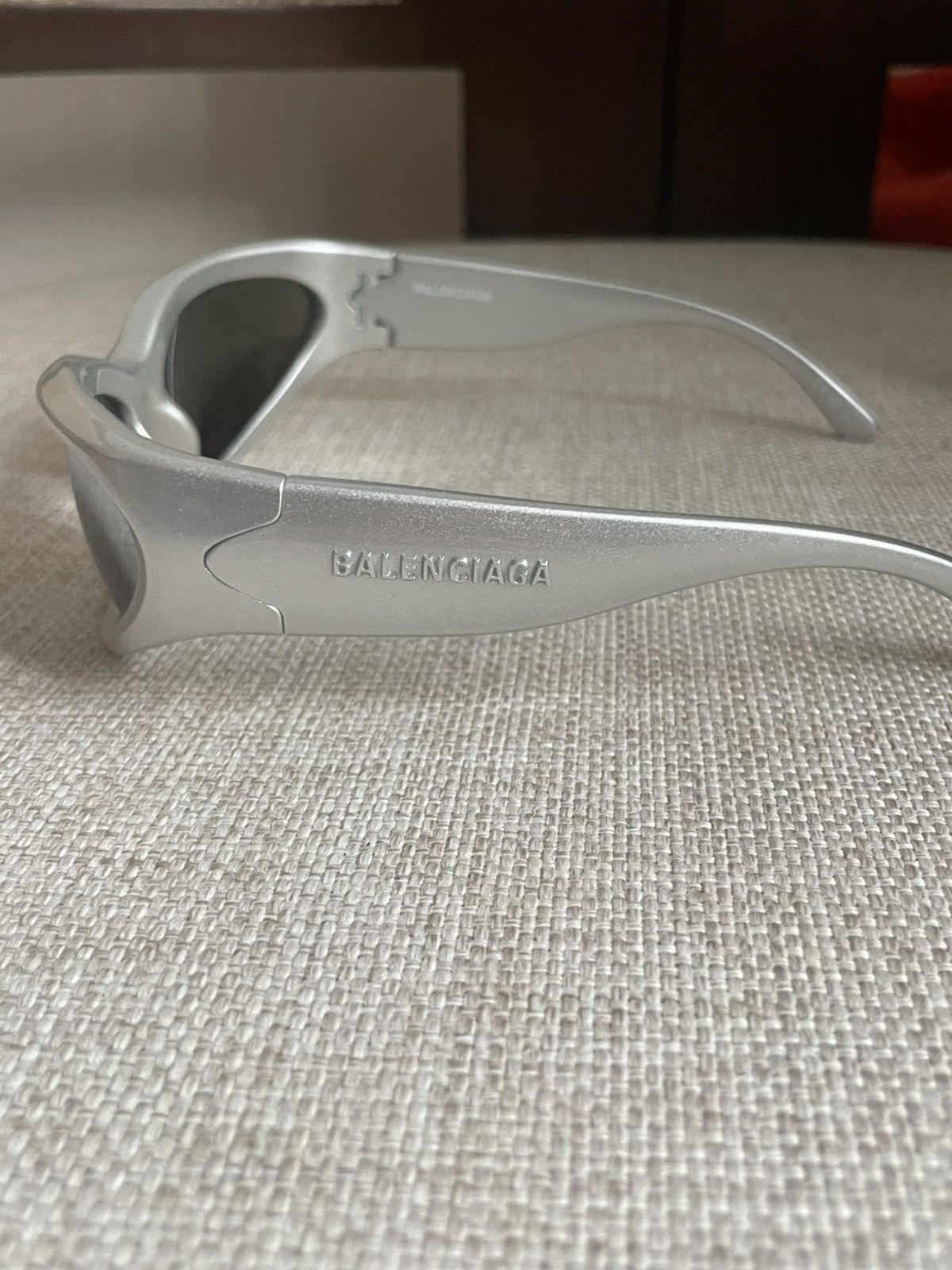 Balenciaga Swift Oval Sunglasses Size ONE SIZE - 4 Thumbnail