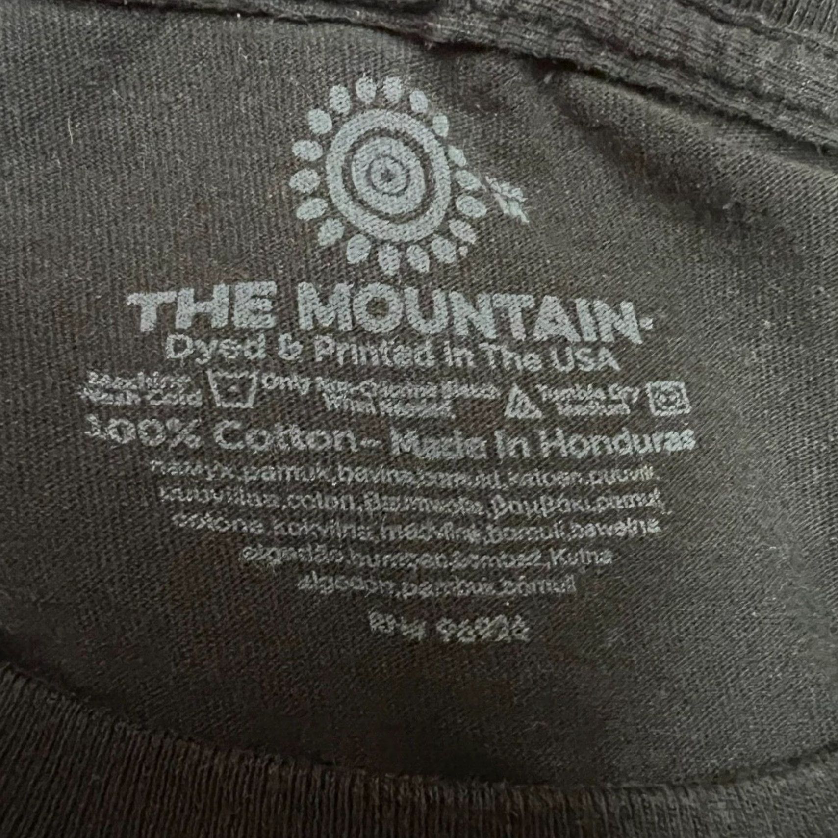 The Mountain VINTAGE The Mountain Butterfly T-Shirt Men Adult Medium Black Graphic Print All Seasons Size US M / EU 48-50 / 2 - 5 Thumbnail