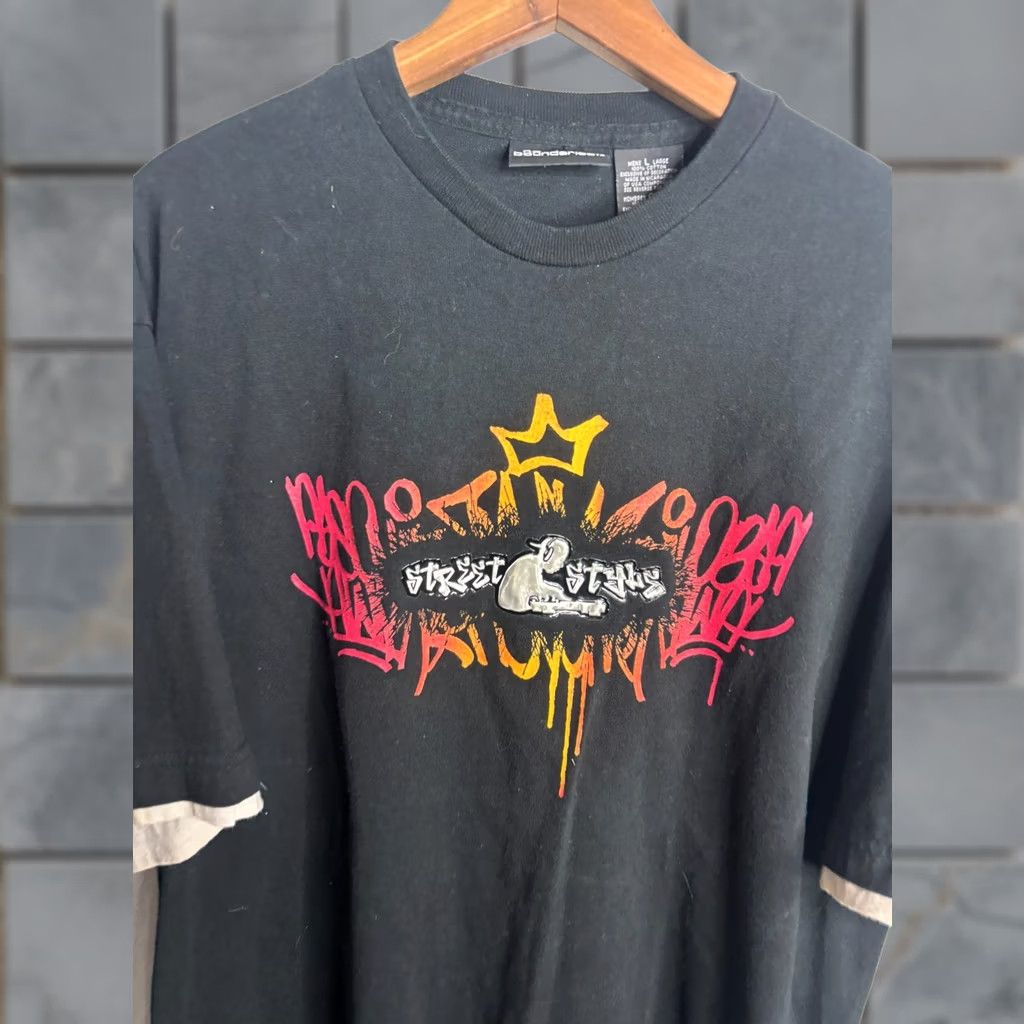 Vintage VINTAGE No Boundaries T-Shirt 90s Graphic Print Crew Neck Short Sleeve Black Size L Mens 5131 Size US L / EU 52-54 / 3 - 1 Thumbnail
