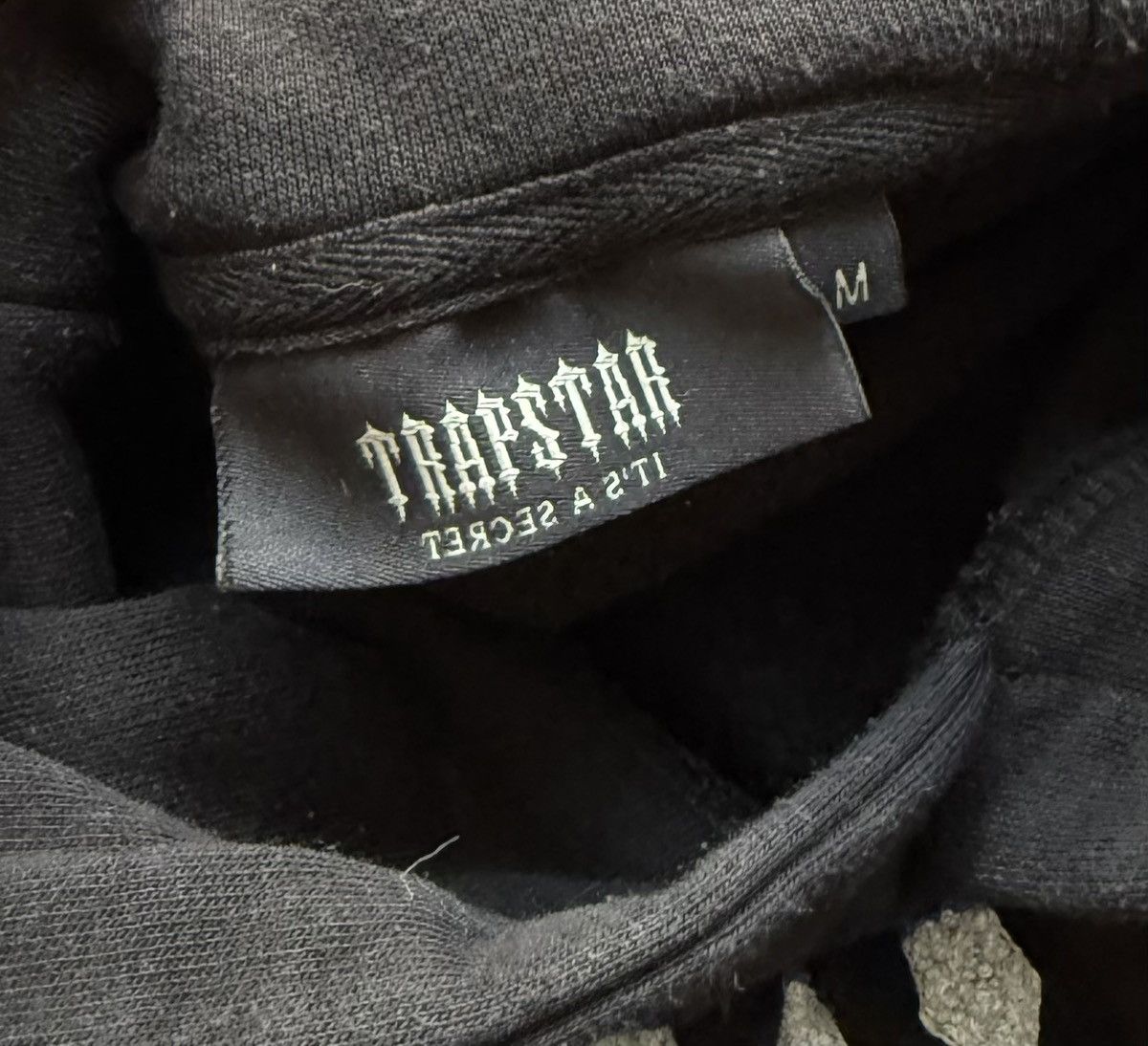 Trapstar London Trapstar London Black Hoodie Big Embroidered Logo Size US M / EU 48-50 / 2 - 7 Thumbnail