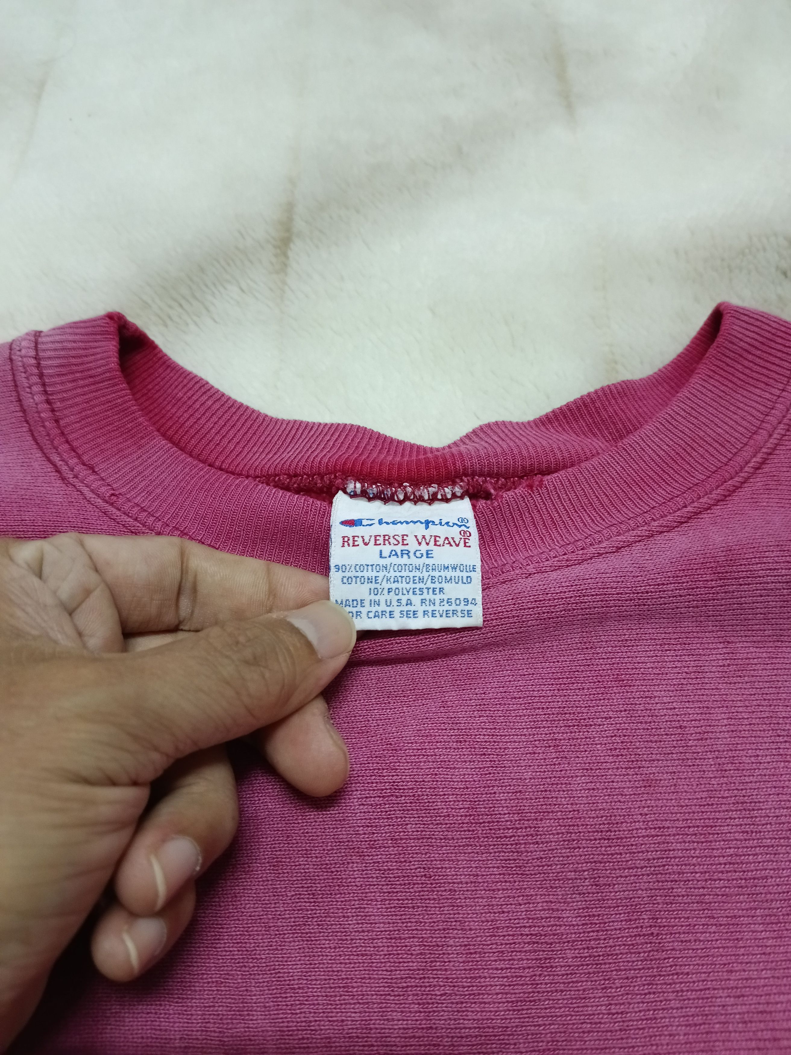Vintage VINTAGE DISTRESSED CHAMPION REVERSE WEAVE Size US L / EU 52-54 / 3 - 10 Thumbnail