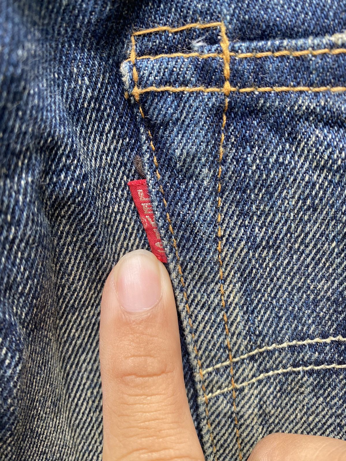 Levi's Vintage Clothing Vintage Levi’s 501xx Big E Selvedge Jeans Made in Japan Size US 31 - 7 Thumbnail