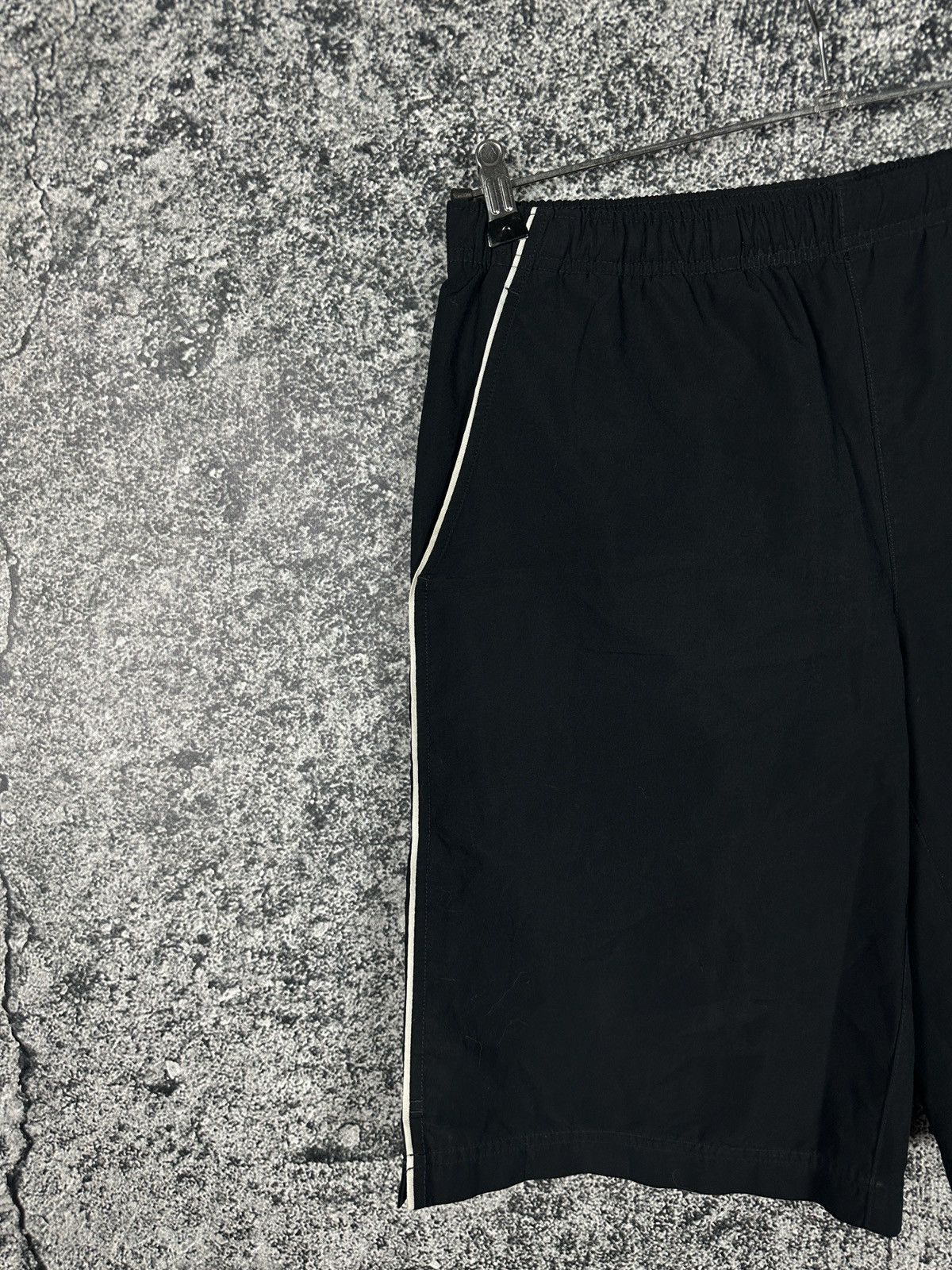 Nike Men’s Nike Vintage Shorts Athletic Retro Swoosh Size M Size US 34 / EU 50 - 3 Thumbnail