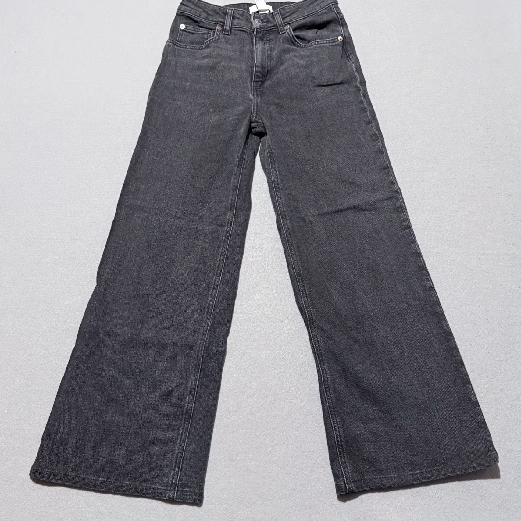 H&M H&M Jeans Women Black Denim High Rise Flared Classic Zip Fly 4 Size 27" / US 4 / IT 40 - 2 Thumbnail