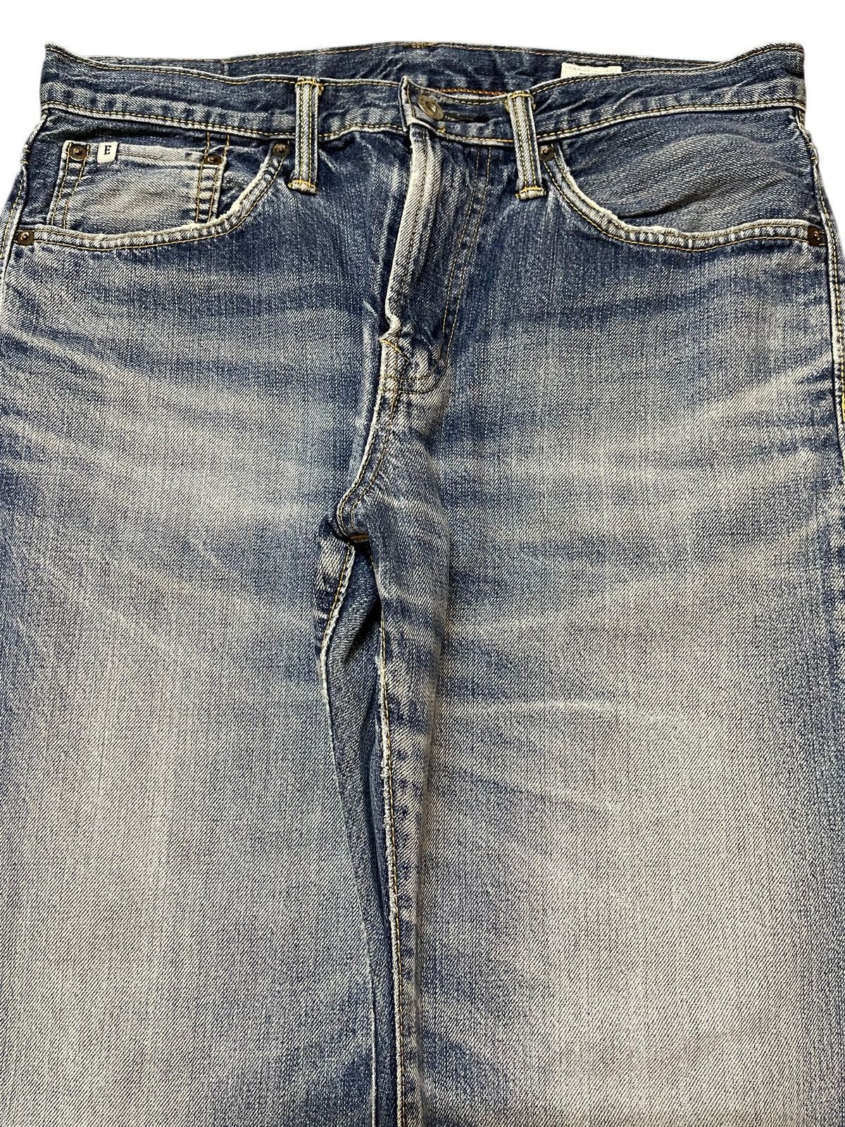 Edwin Vintage Japan Edwin Blue Faded Wash Distress Loose Jeans Size US 32 / EU 48 - 3 Thumbnail