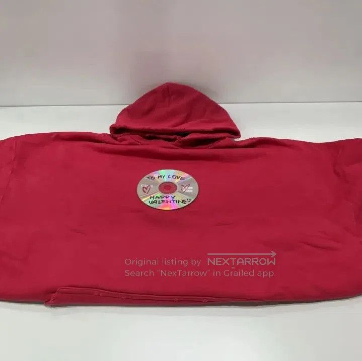 Balenciaga Balenciaga Red Hoodie with CD Print. Size US L / EU 52-54 / 3 - 9 Thumbnail