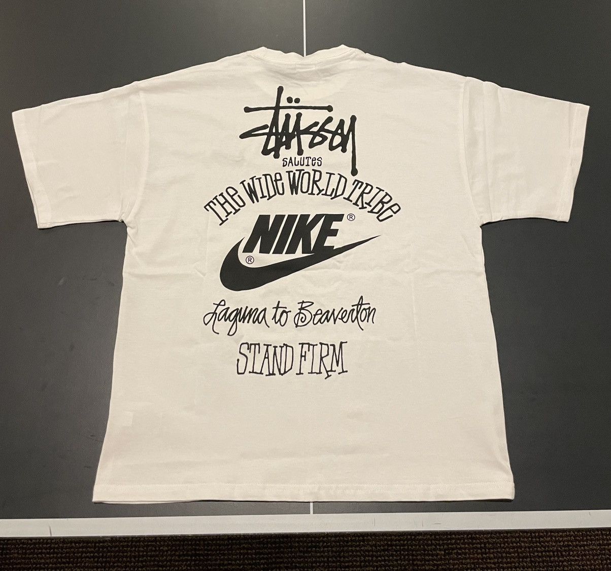 Nike × Stussy Nike x Stussy The Wide World Tribe T-Shirt Size US L / EU 52-54 / 3 - 3 Thumbnail