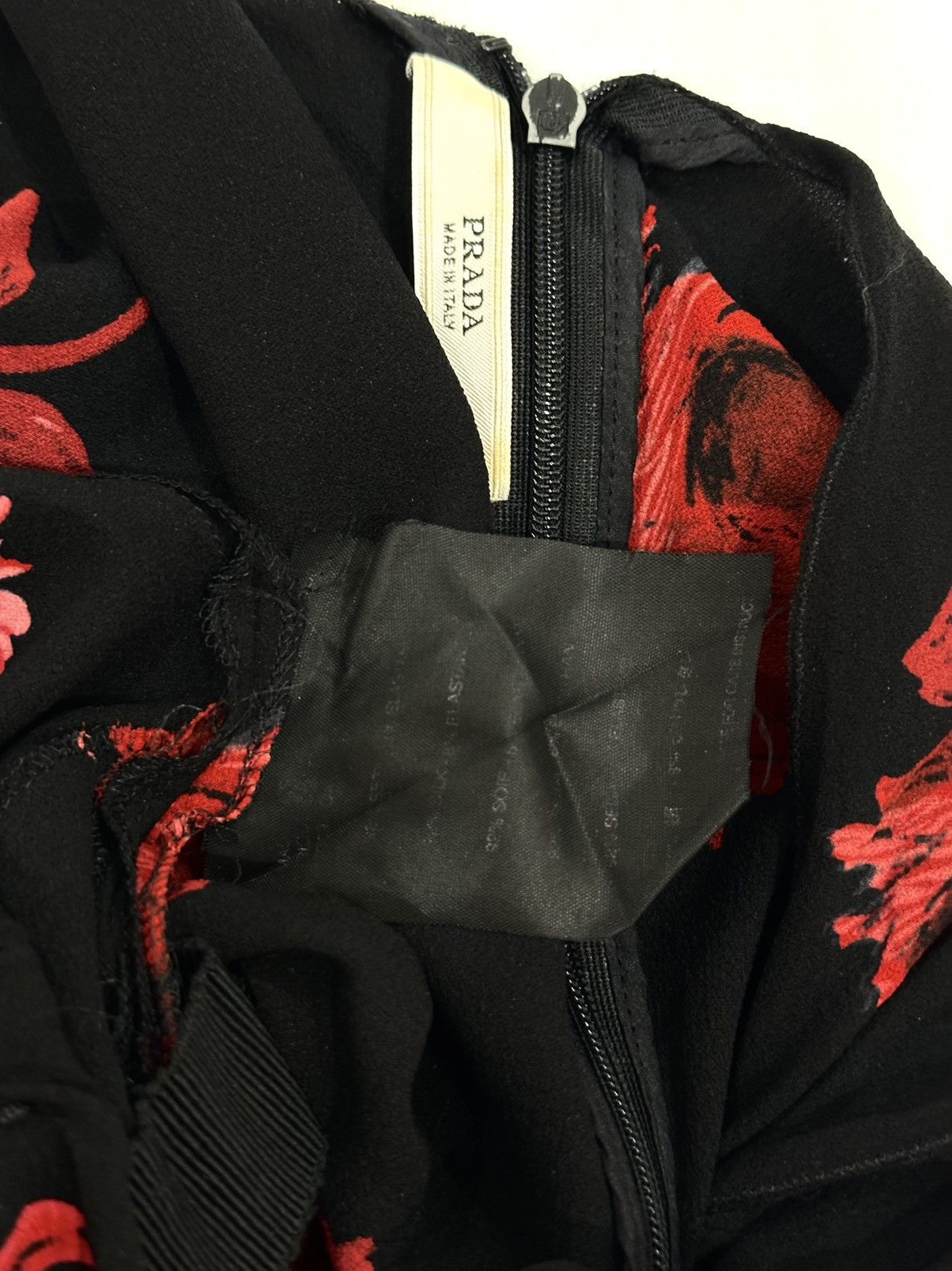 Prada PRADA 2005 Iconic Rose Print Silk Dress Size XS / US 0-2 / IT 36-38 - 5 Thumbnail